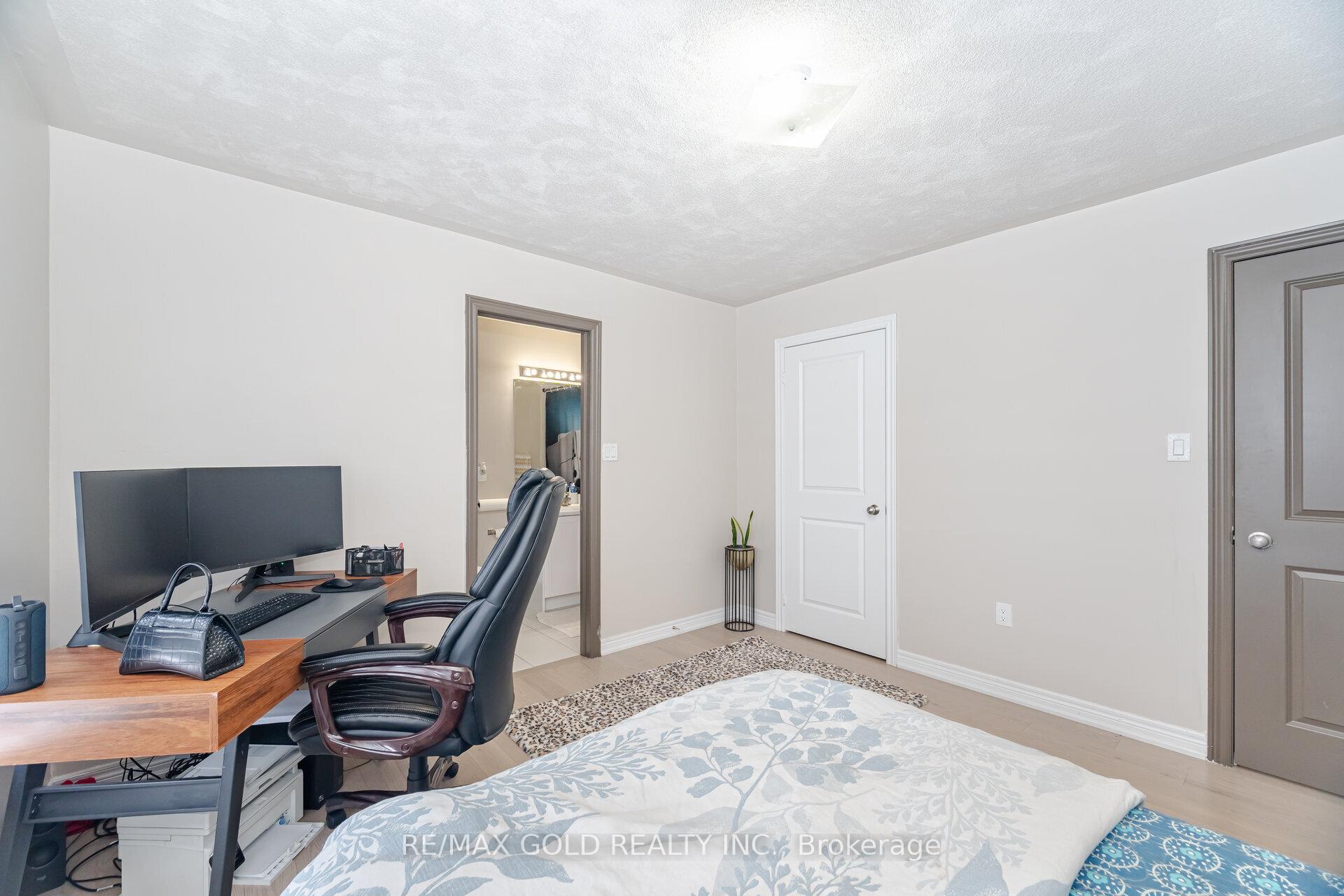 Photo 33 of 483 Black Cherry Crescent, Shelburne — HOMEH