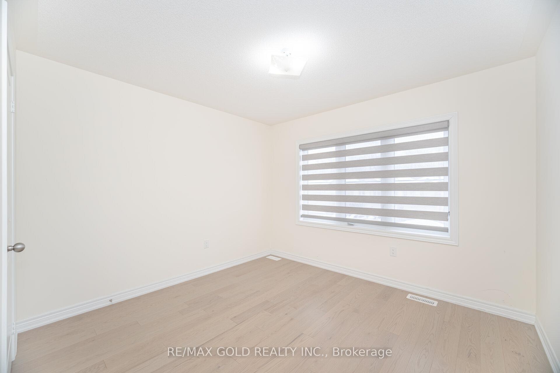 Photo 36 of 483 Black Cherry Crescent, Shelburne — HOMEH