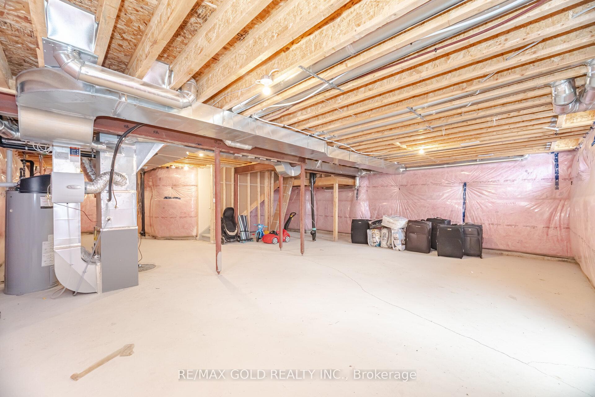 Photo 43 of 483 Black Cherry Crescent, Shelburne — HOMEH