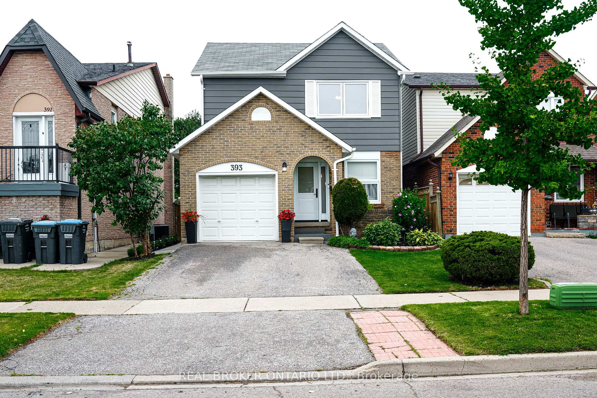 Front of 393 Hansen Road N