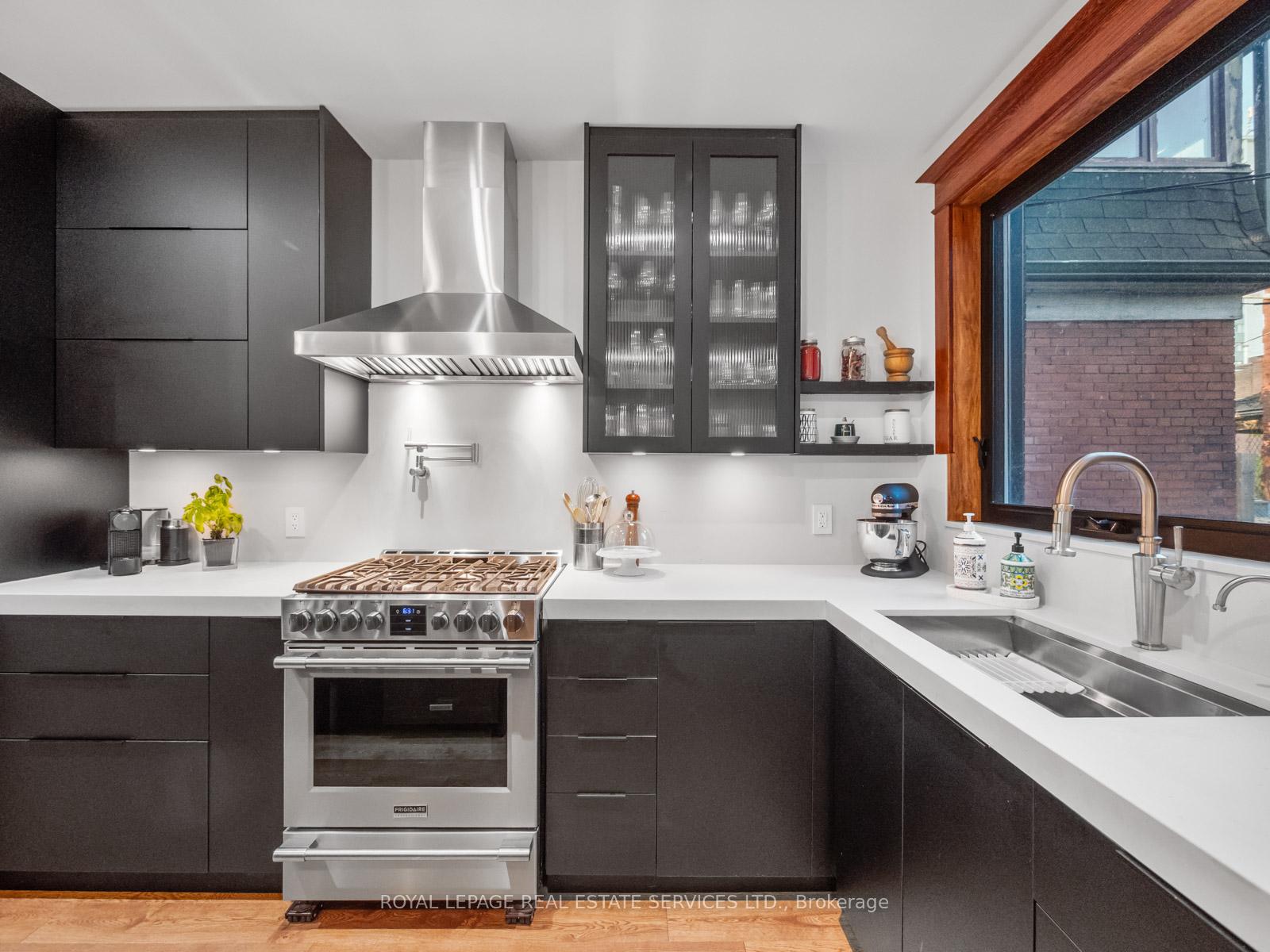 Photo 8 of 303 Rusholme Road, Toronto, Dufferin Grove — HOMEH