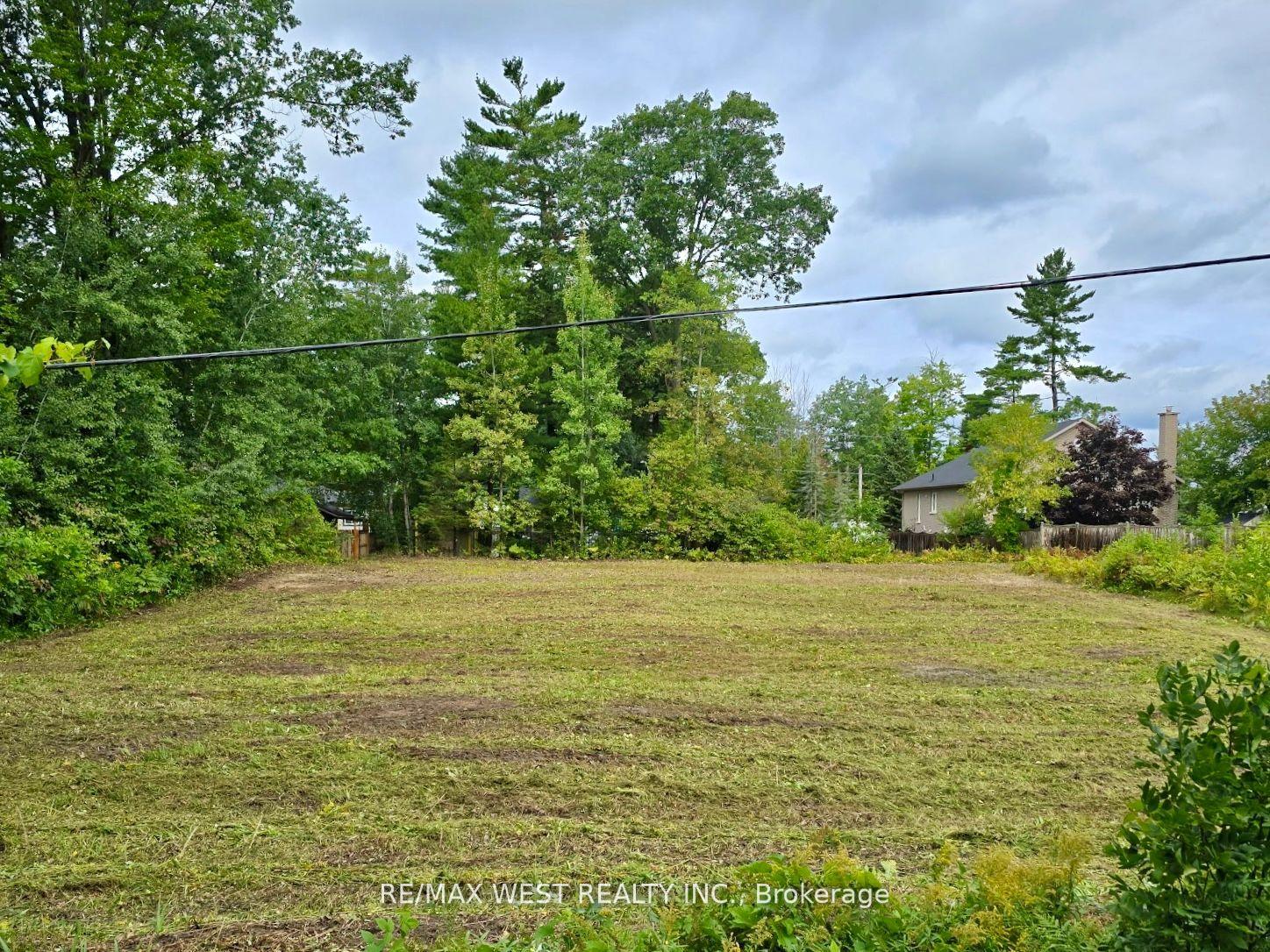 Front of Unit Lot 78, 00000 Park Drive