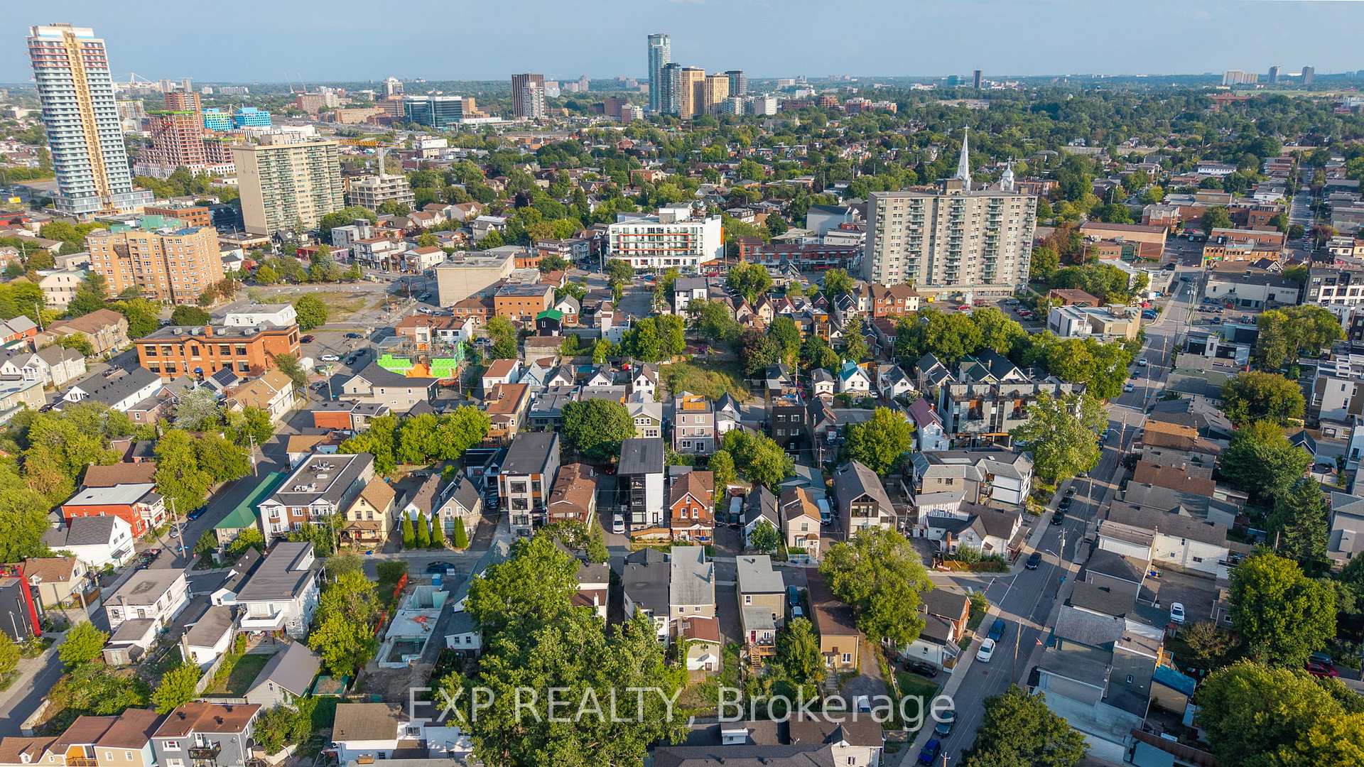 Photo 10 of 23 Lowrey Street, Ottawa, Hintonburg — HOMEH