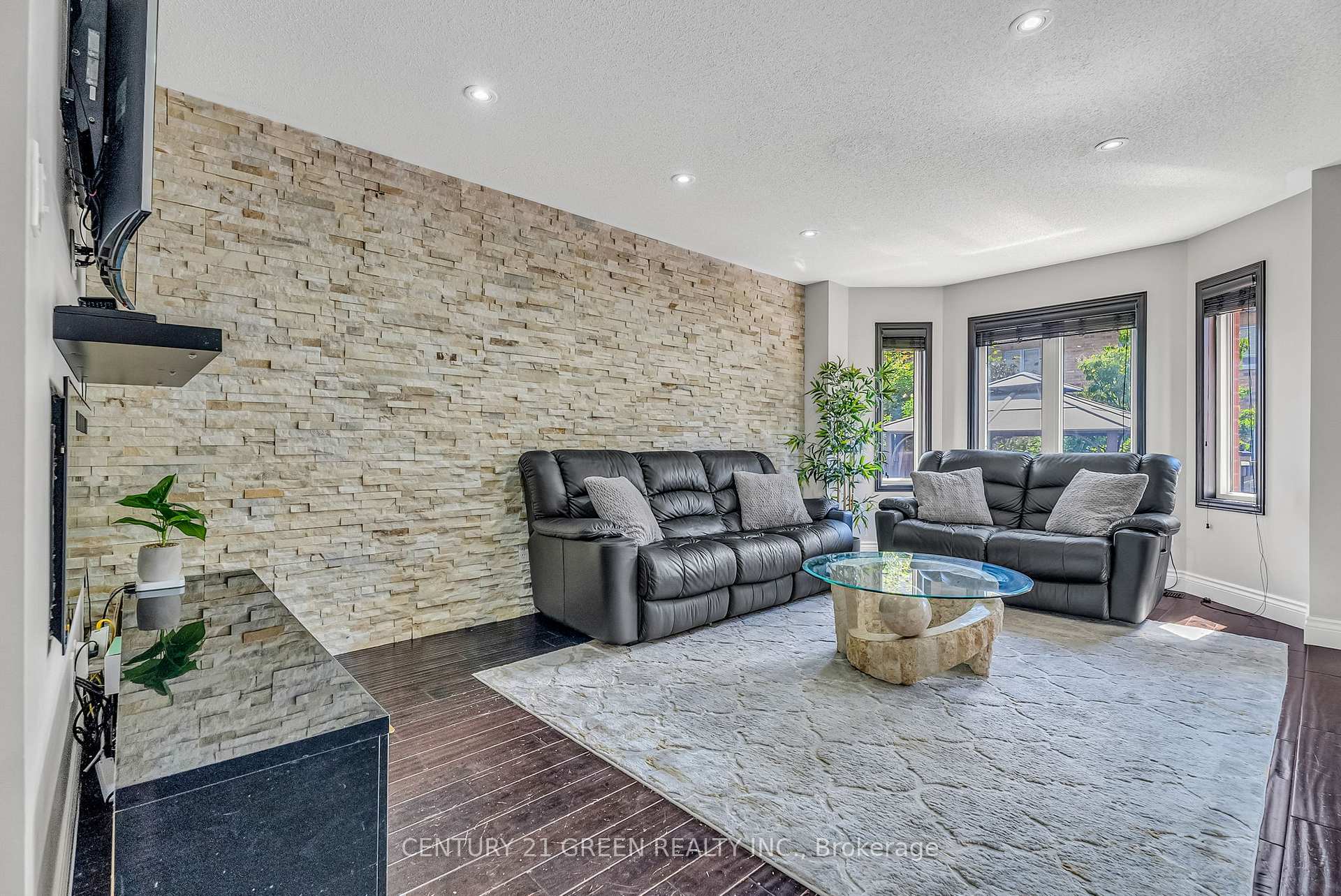 Photo 7 of 410 Duncan Lane, Milton, Scott — HOMEH