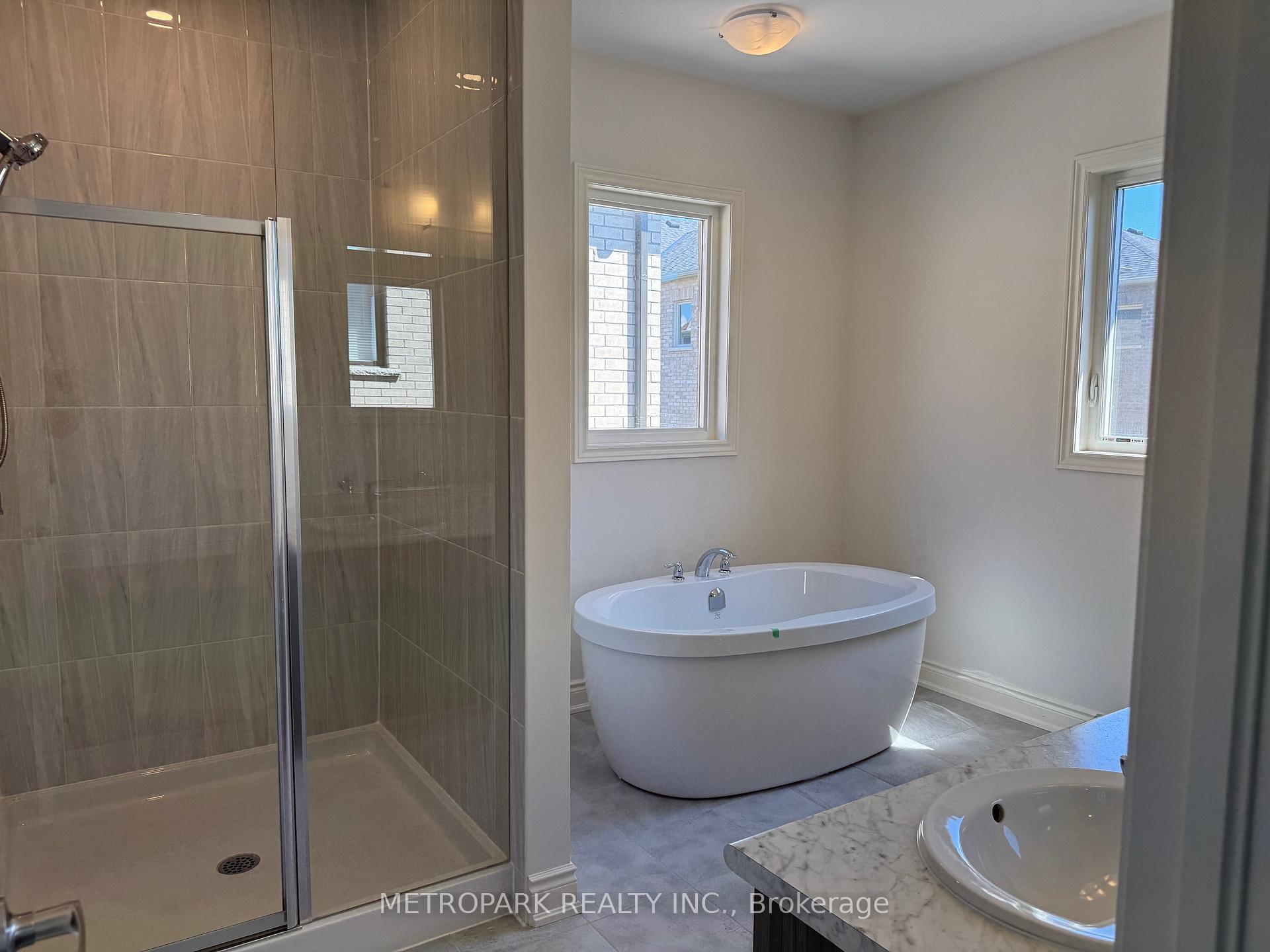 Photo 6 of 2219 Crystal Drive, Oshawa, Kedron — HOMEH