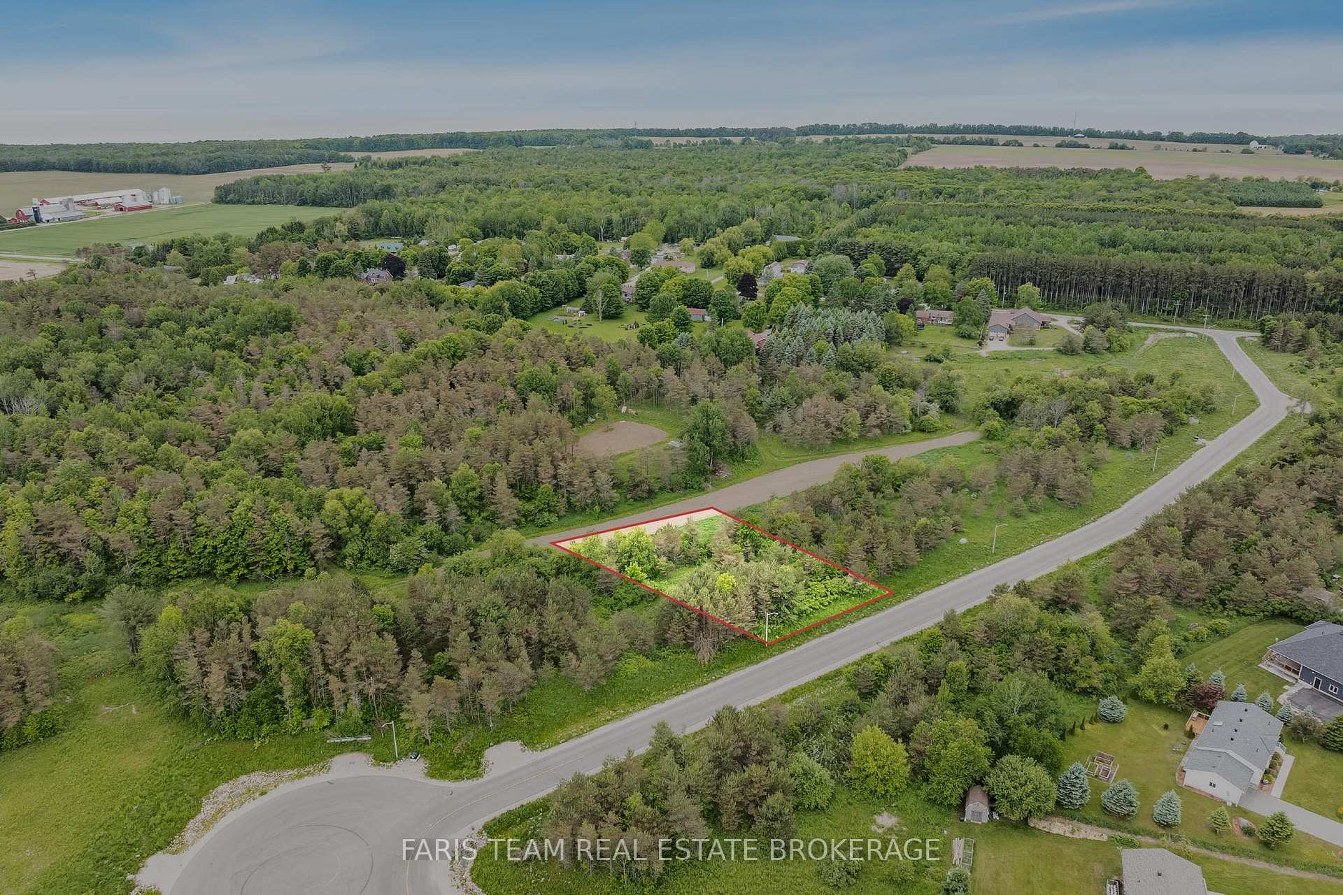 Photo 2 of Lot 30 Rue Eric, Tiny, Lafontaine — HOMEH