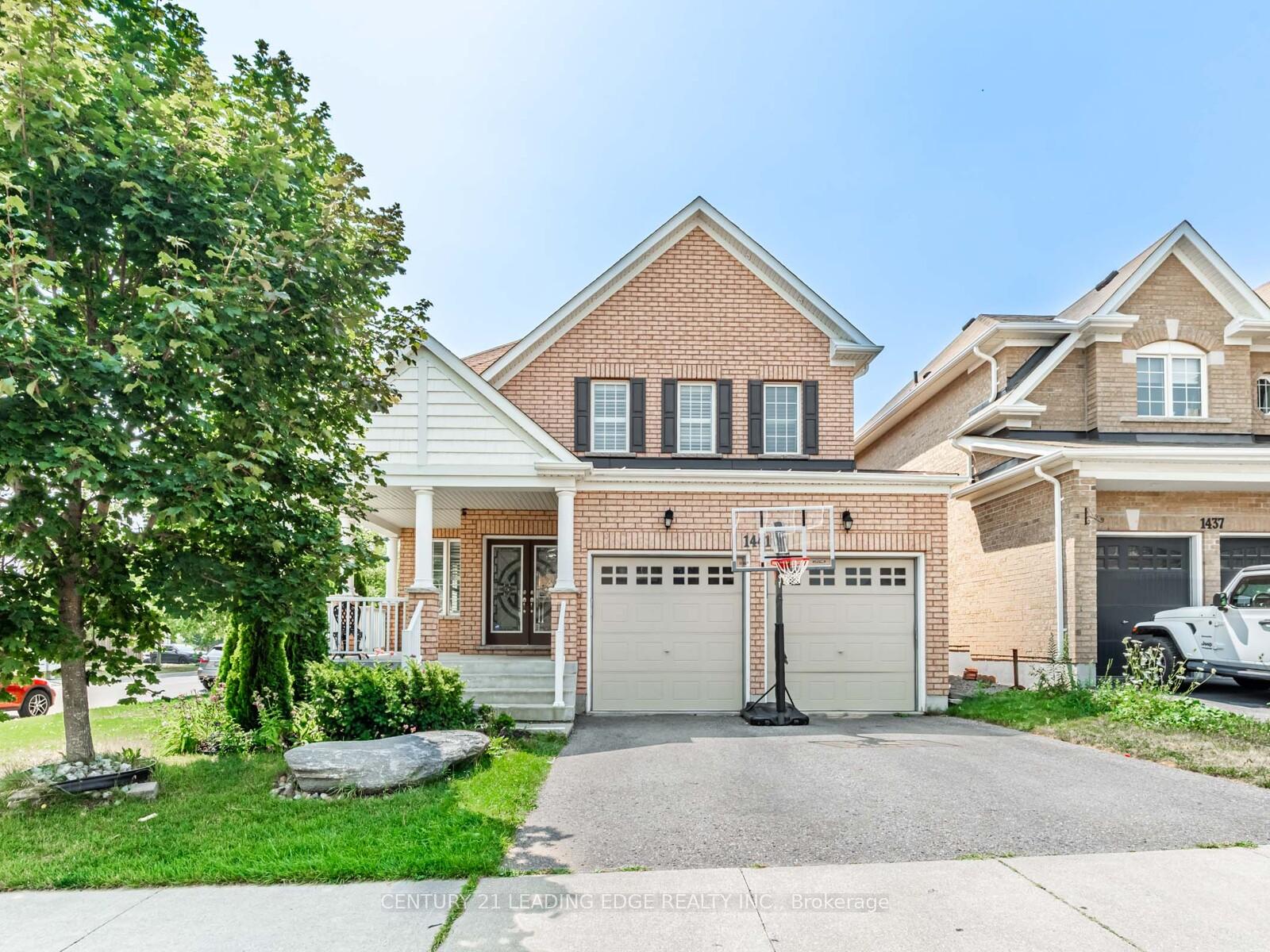 Front of 1441 Woodstream Avenue