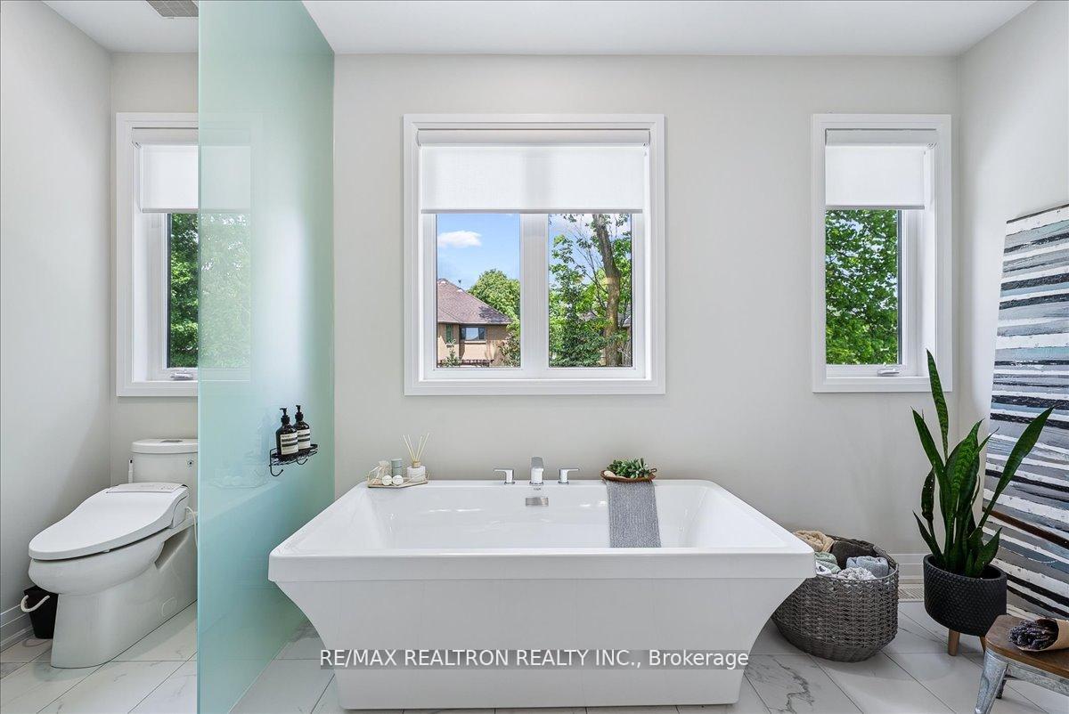 Photo 27 of 92 Klees Crescent, Aurora, Aurora Highlands — HOMEH
