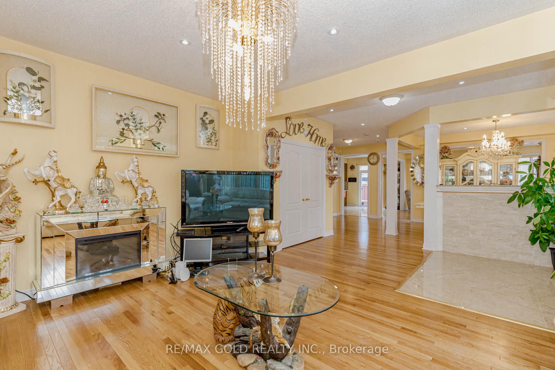 Photo 7 of 1554 Bruny Avenue, Pickering, Duffin Heights — HOMEH