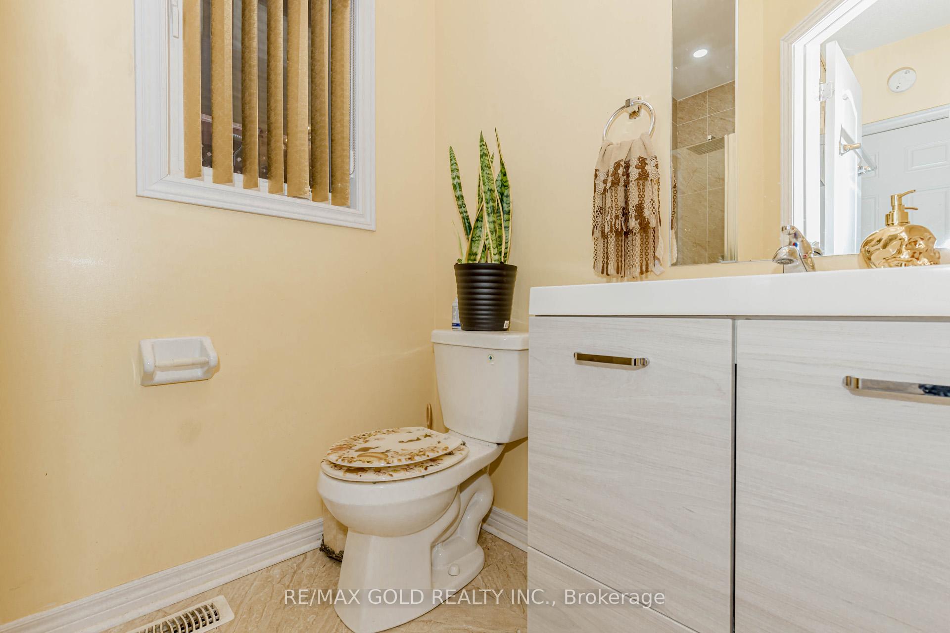 Photo 11 of 1554 Bruny Avenue, Pickering, Duffin Heights — HOMEH