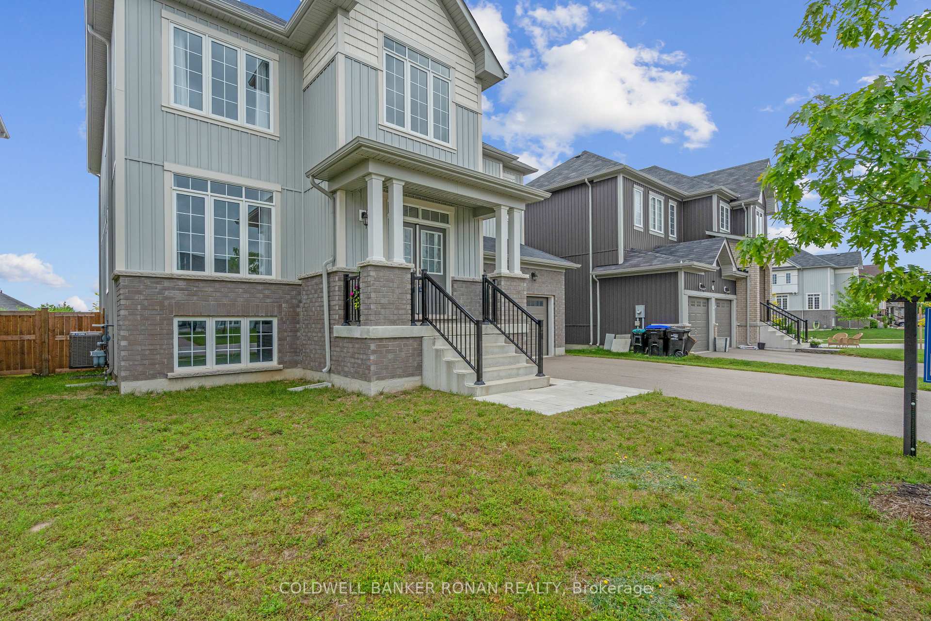 Photo 36 of 203 Roy Drive, Clearview, Stayner — HOMEH