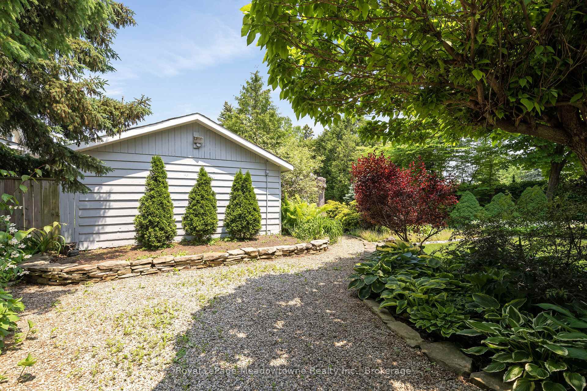 Photo 20 of 24 Delrex Boulevard, Halton Hills, Georgetown — HOMEH