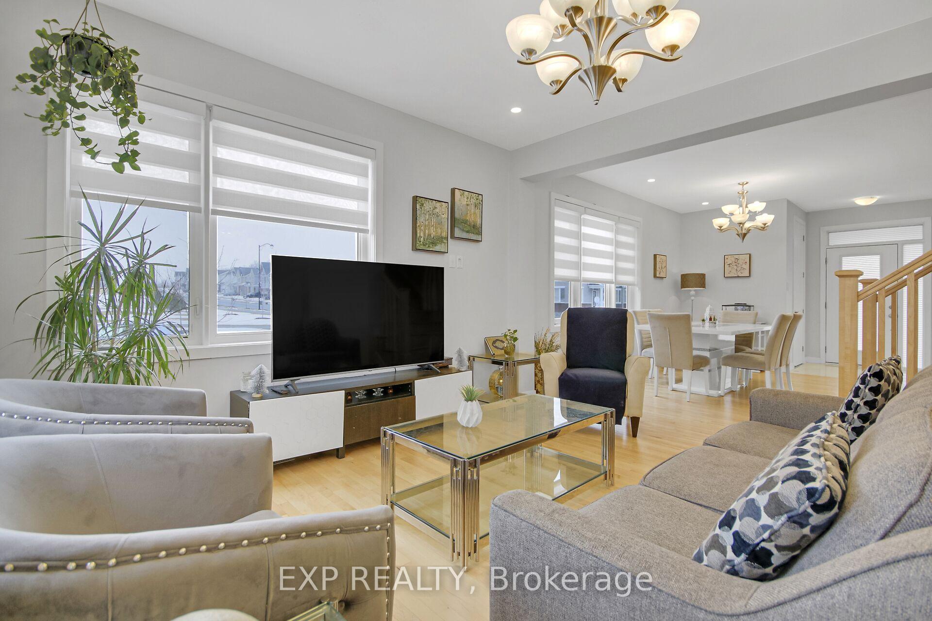 Photo 10 of 2021 Elevation Road, Ottawa, Barrhaven - Half Moon Bay — HOMEH