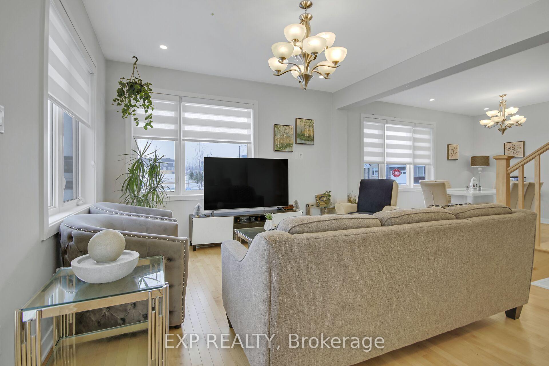 Photo 14 of 2021 Elevation Road, Ottawa, Barrhaven - Half Moon Bay — HOMEH