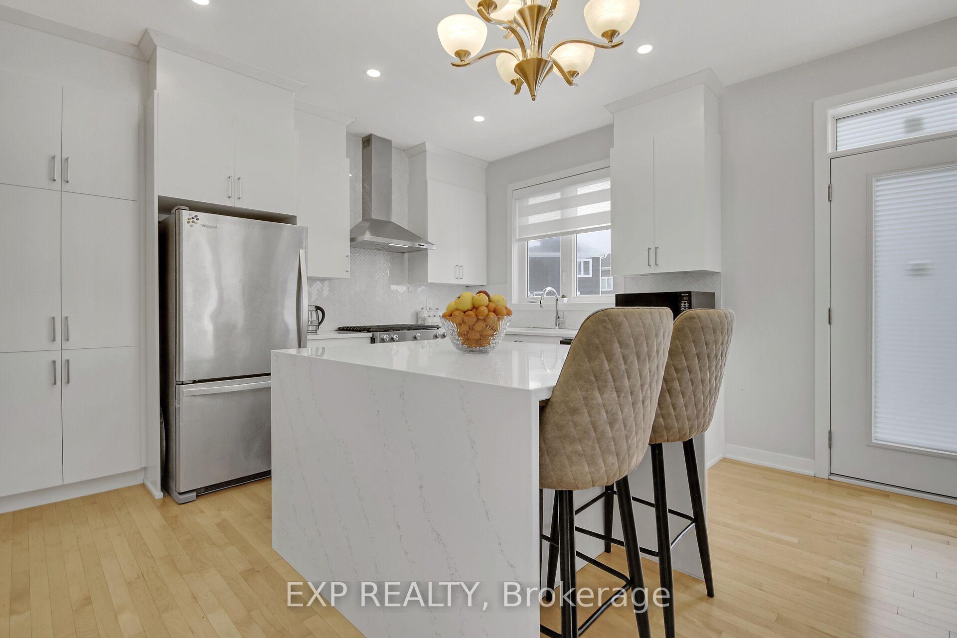 Photo 15 of 2021 Elevation Road, Ottawa, Barrhaven - Half Moon Bay — HOMEH