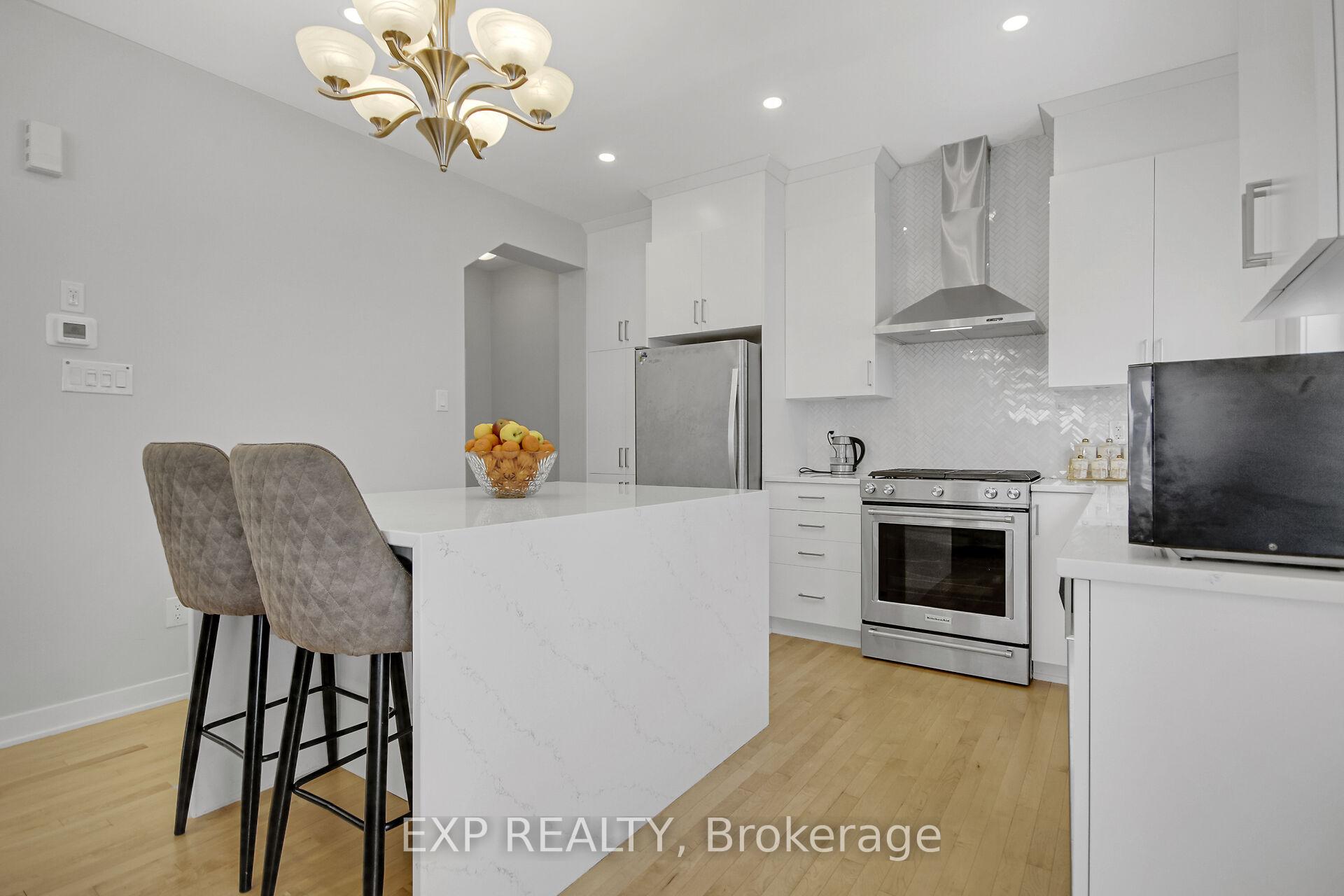 Photo 16 of 2021 Elevation Road, Ottawa, Barrhaven - Half Moon Bay — HOMEH