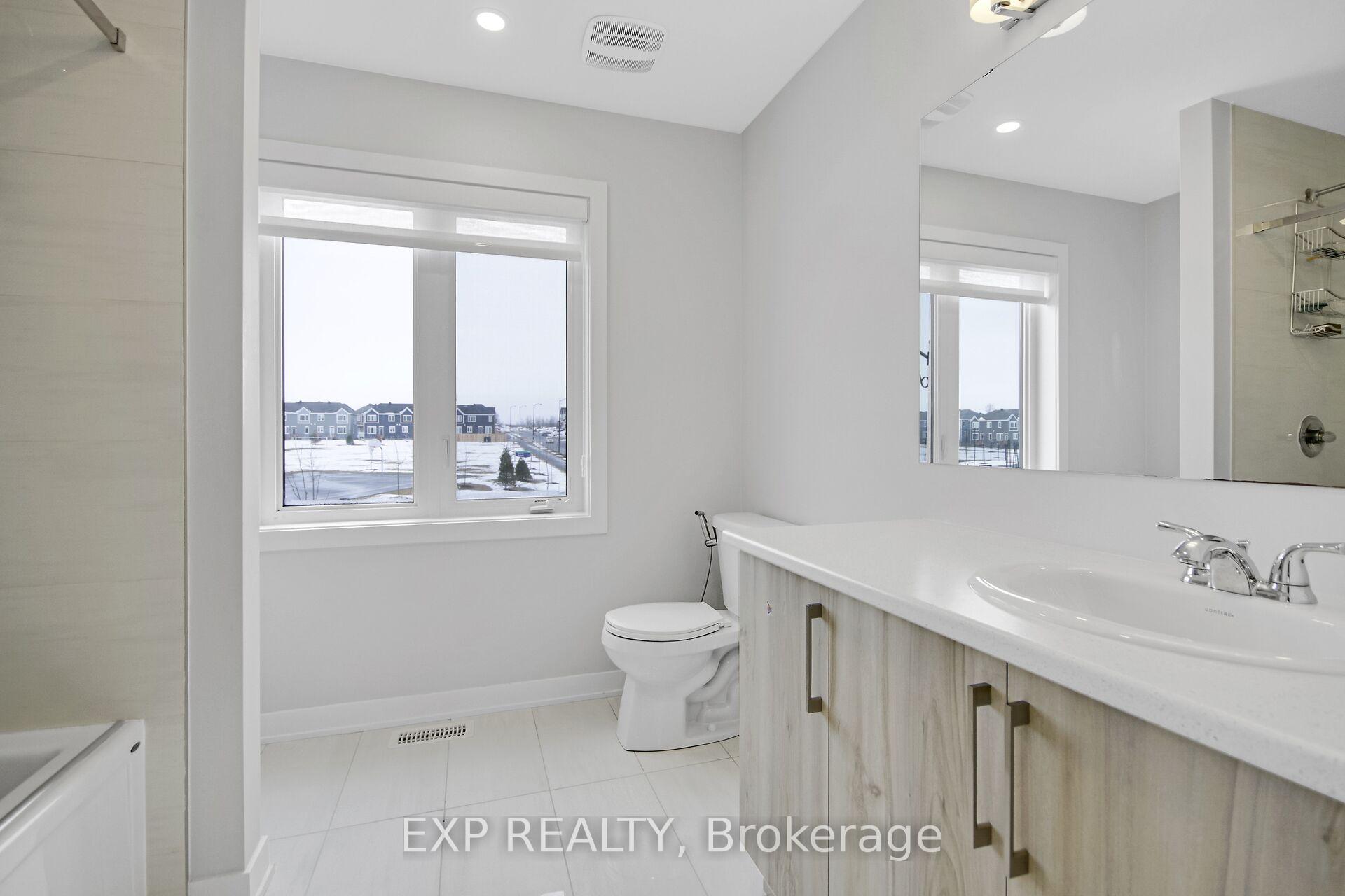 Photo 29 of 2021 Elevation Road, Ottawa, Barrhaven - Half Moon Bay — HOMEH