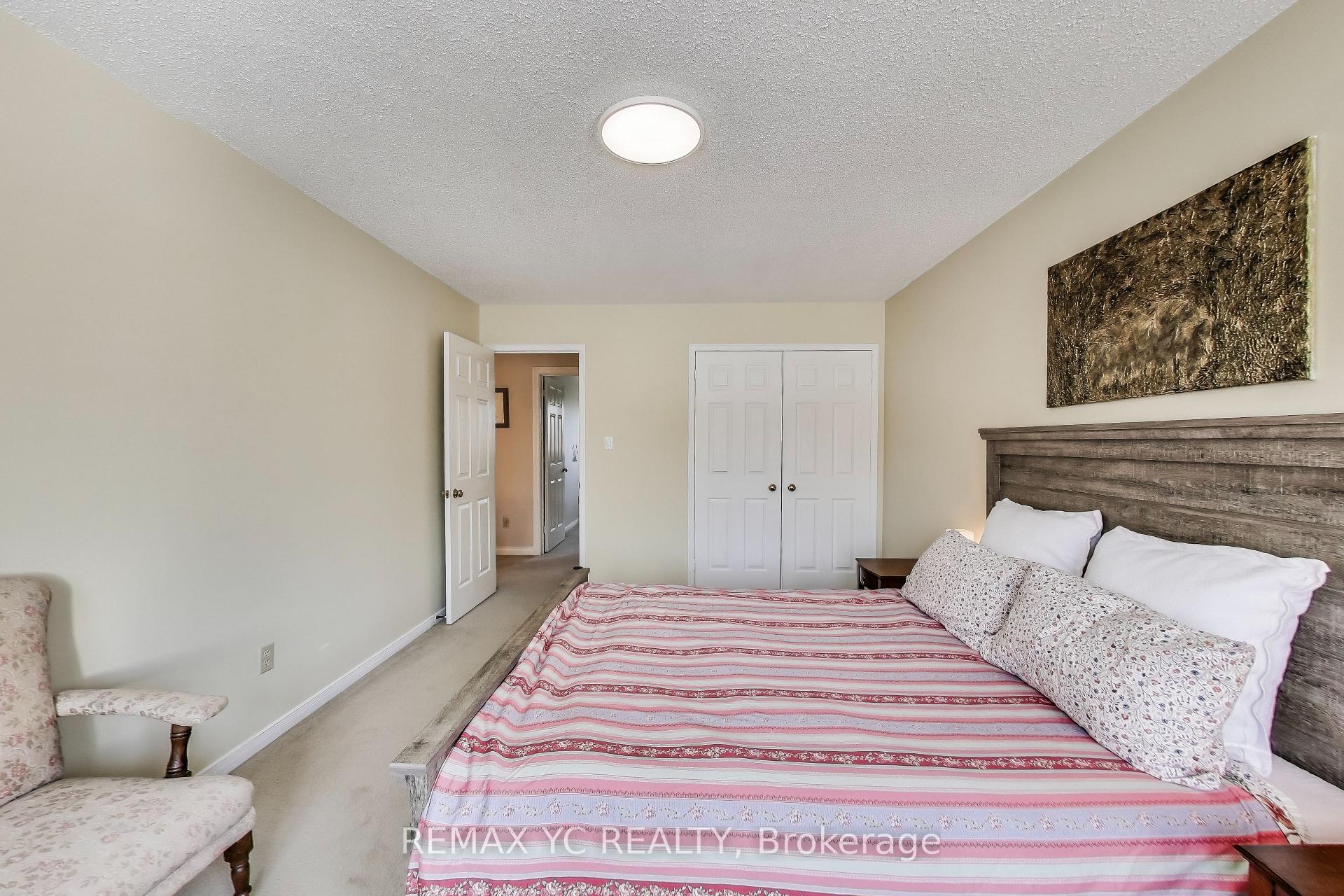 Photo 20 of 896 Darwin Drive, Pickering, Dunbarton — HOMEH