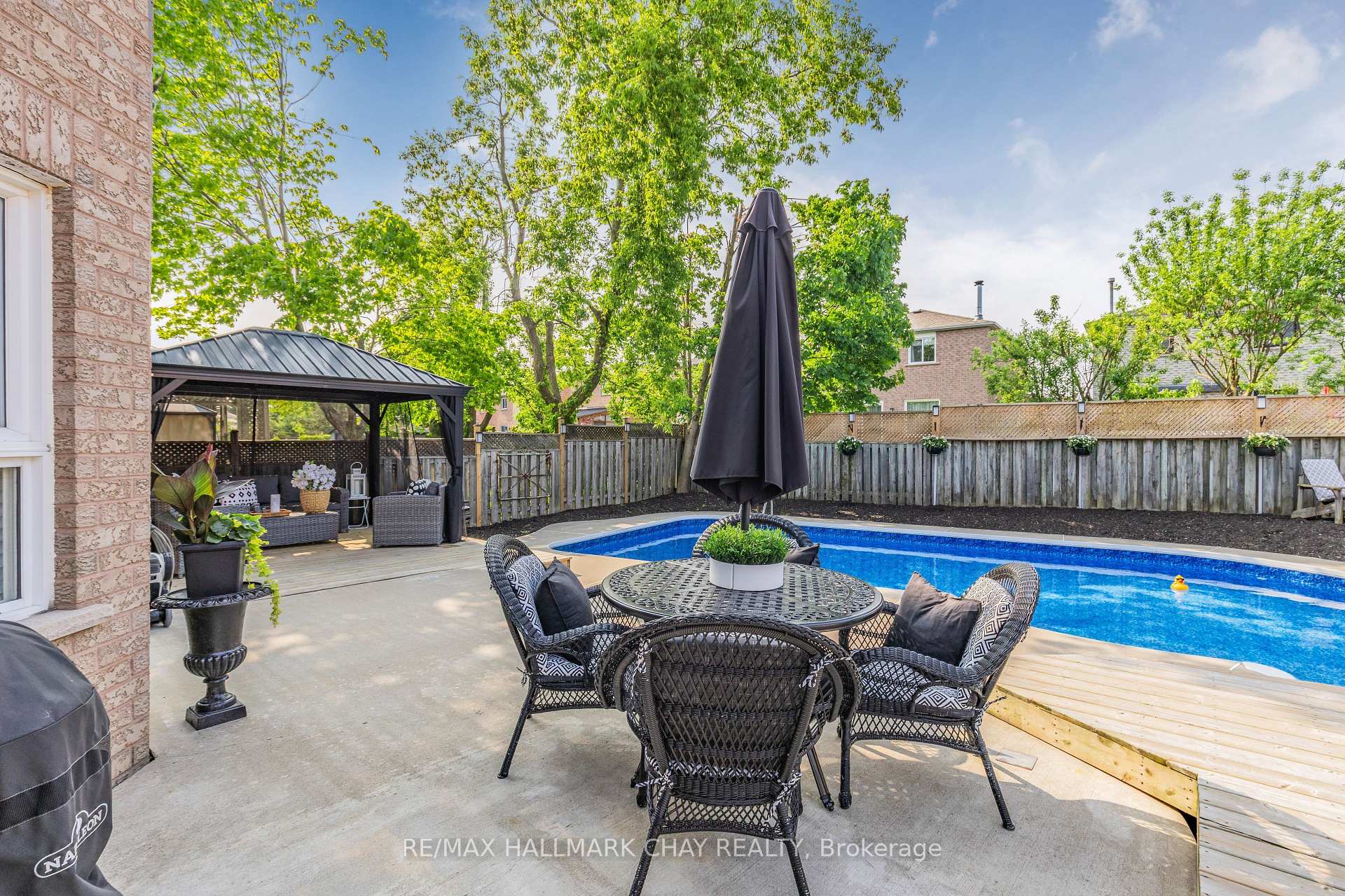 Photo 31 of 351 Cundles Road W, Barrie, Northwest — HOMEH