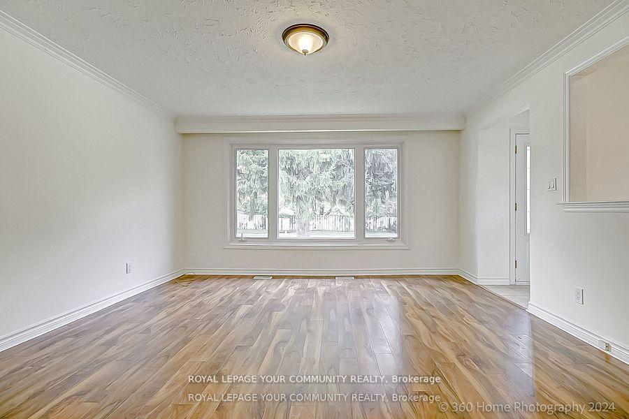 Photo 6 of 35 Aurora Heights Drive, Aurora, Aurora Heights — HOMEH