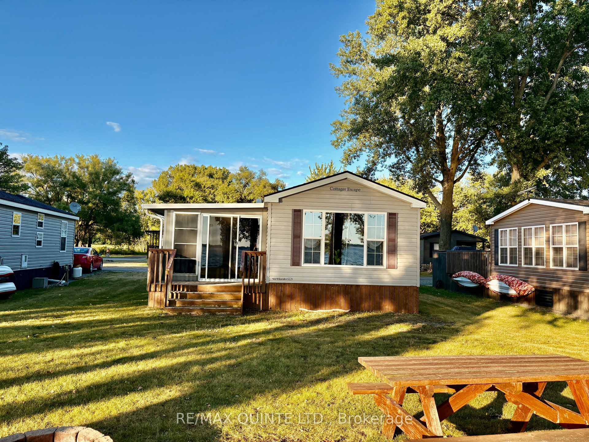 Front of Unit 23 Beachview Ln, 486 County Rd 18