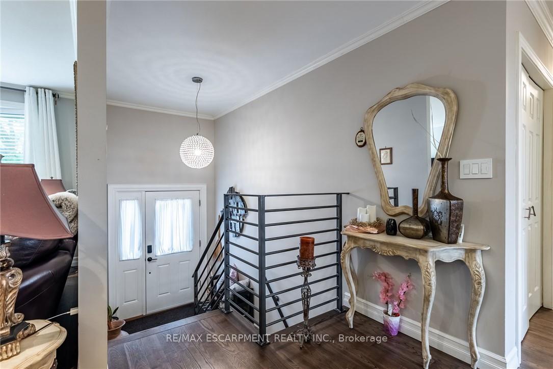 Photo 31 of 389 Hawkridge Avenue, Hamilton, Yeoville — HOMEH