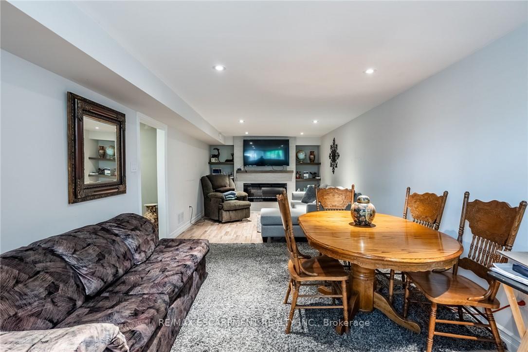 Photo 28 of 389 Hawkridge Avenue, Hamilton, Yeoville — HOMEH