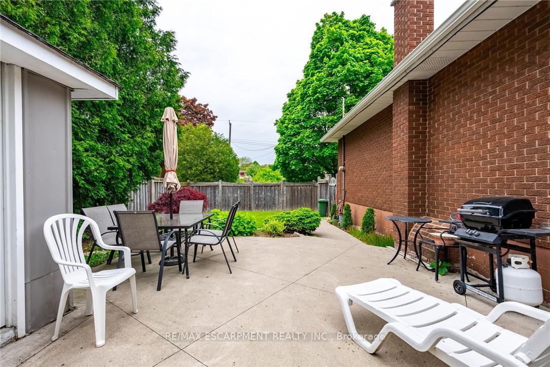 Photo 33 of 389 Hawkridge Avenue, Hamilton, Yeoville — HOMEH