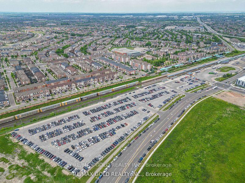Photo 49 of 37 Baycliffe Crescent, Brampton, Northwest Brampton — HOMEH