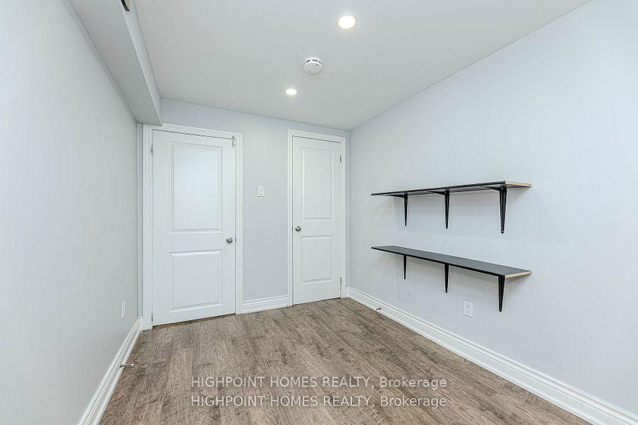 Photo 42 of 44 Brando Avenue E, Markham, Middlefield — HOMEH