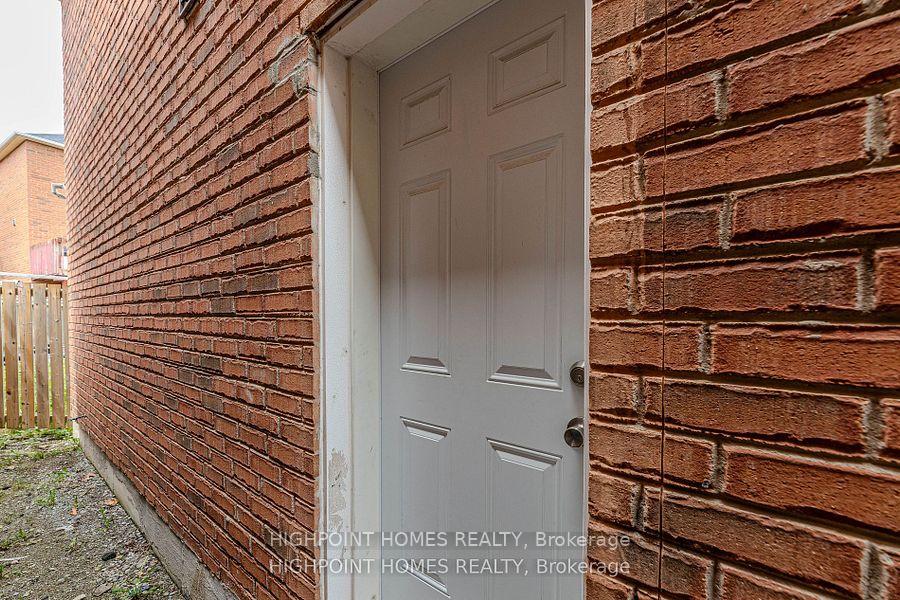 Photo 47 of 44 Brando Avenue E, Markham, Middlefield — HOMEH