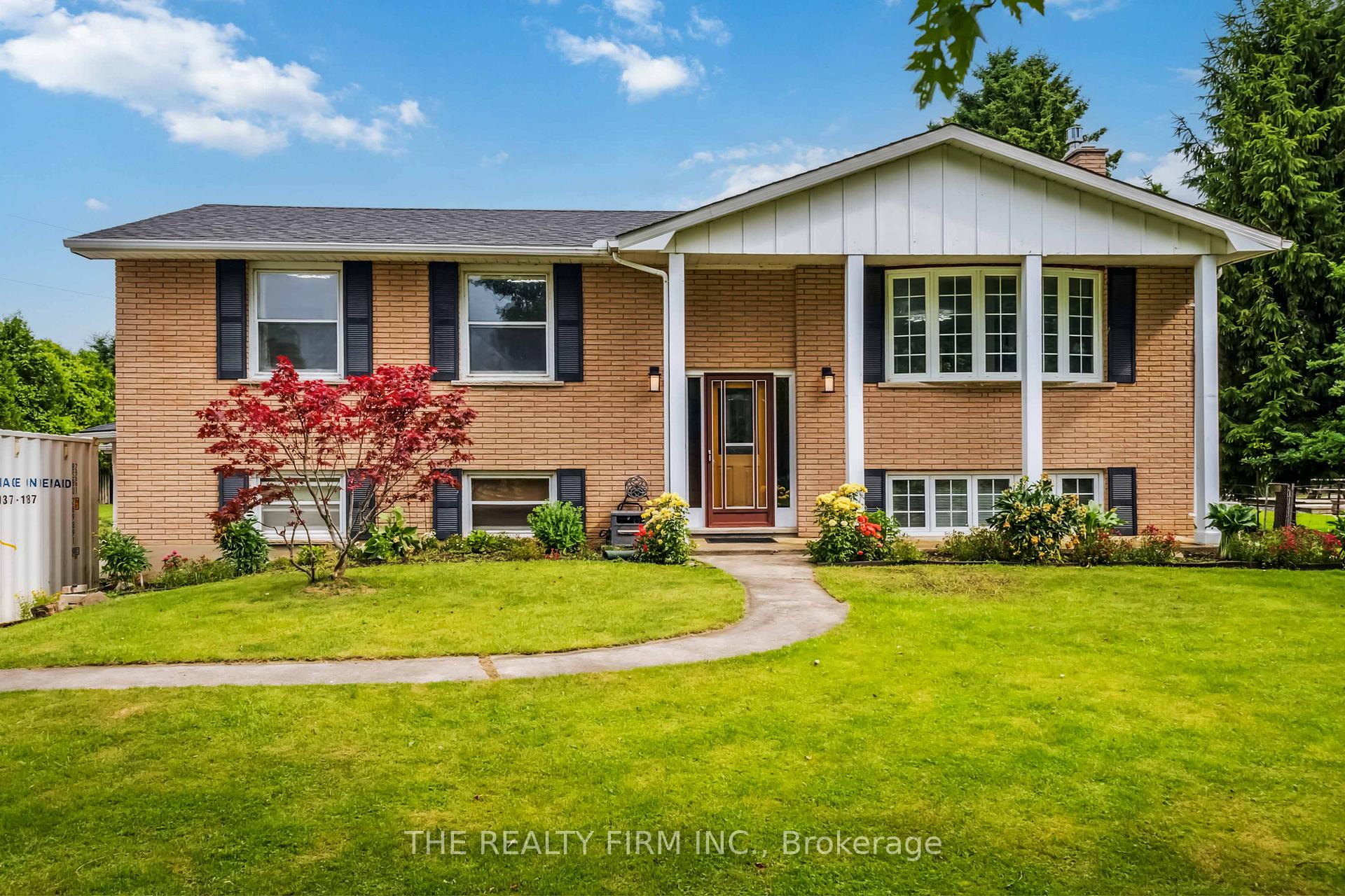 Front of 15552 Elginfield Road