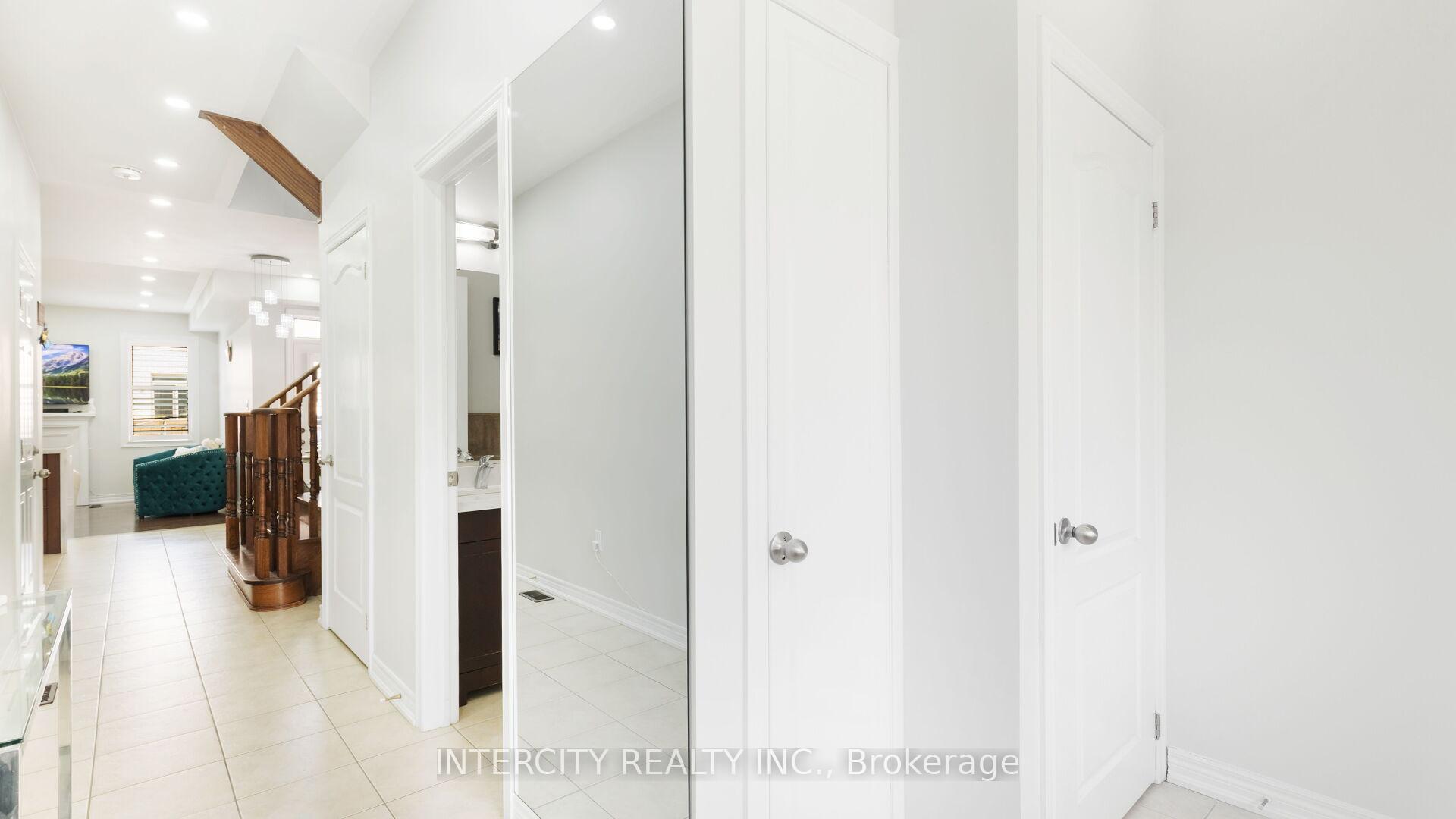 Photo 4 of 72 Campwood Crescent, Brampton, Bram East — HOMEH