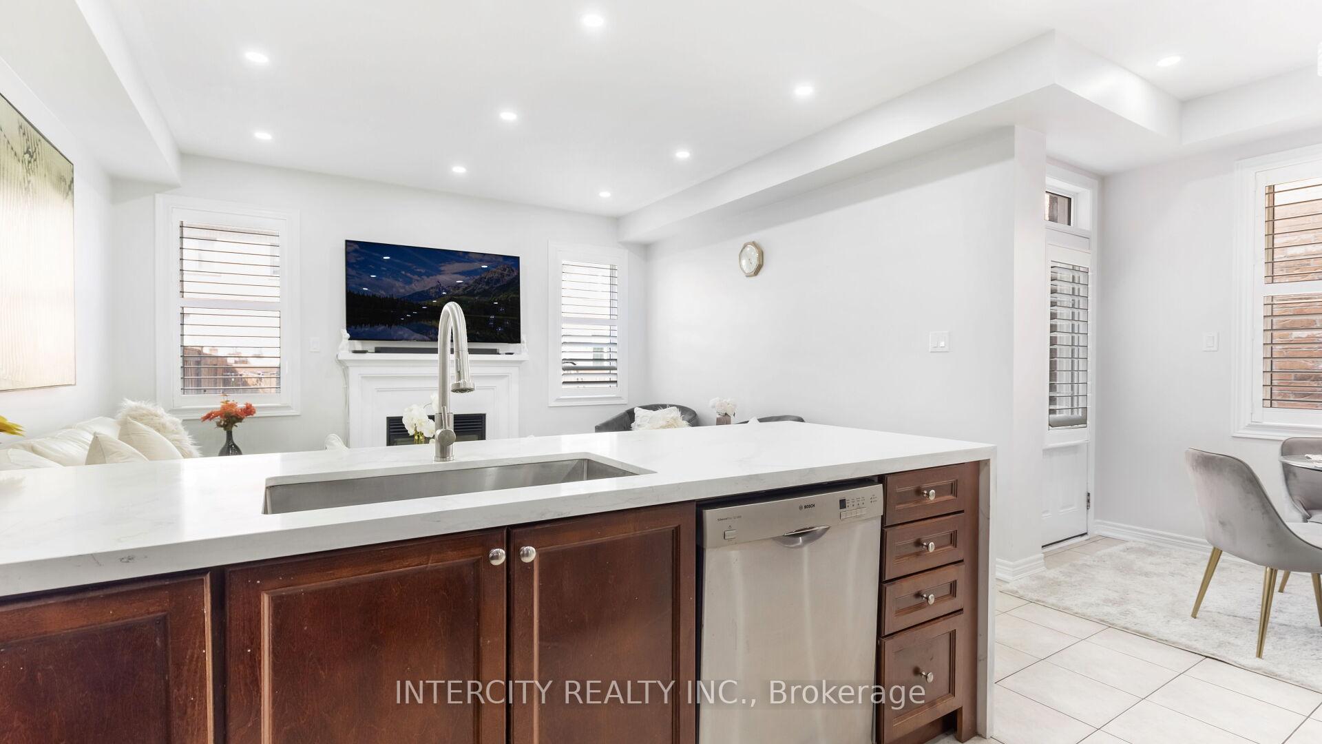 Photo 14 of 72 Campwood Crescent, Brampton, Bram East — HOMEH
