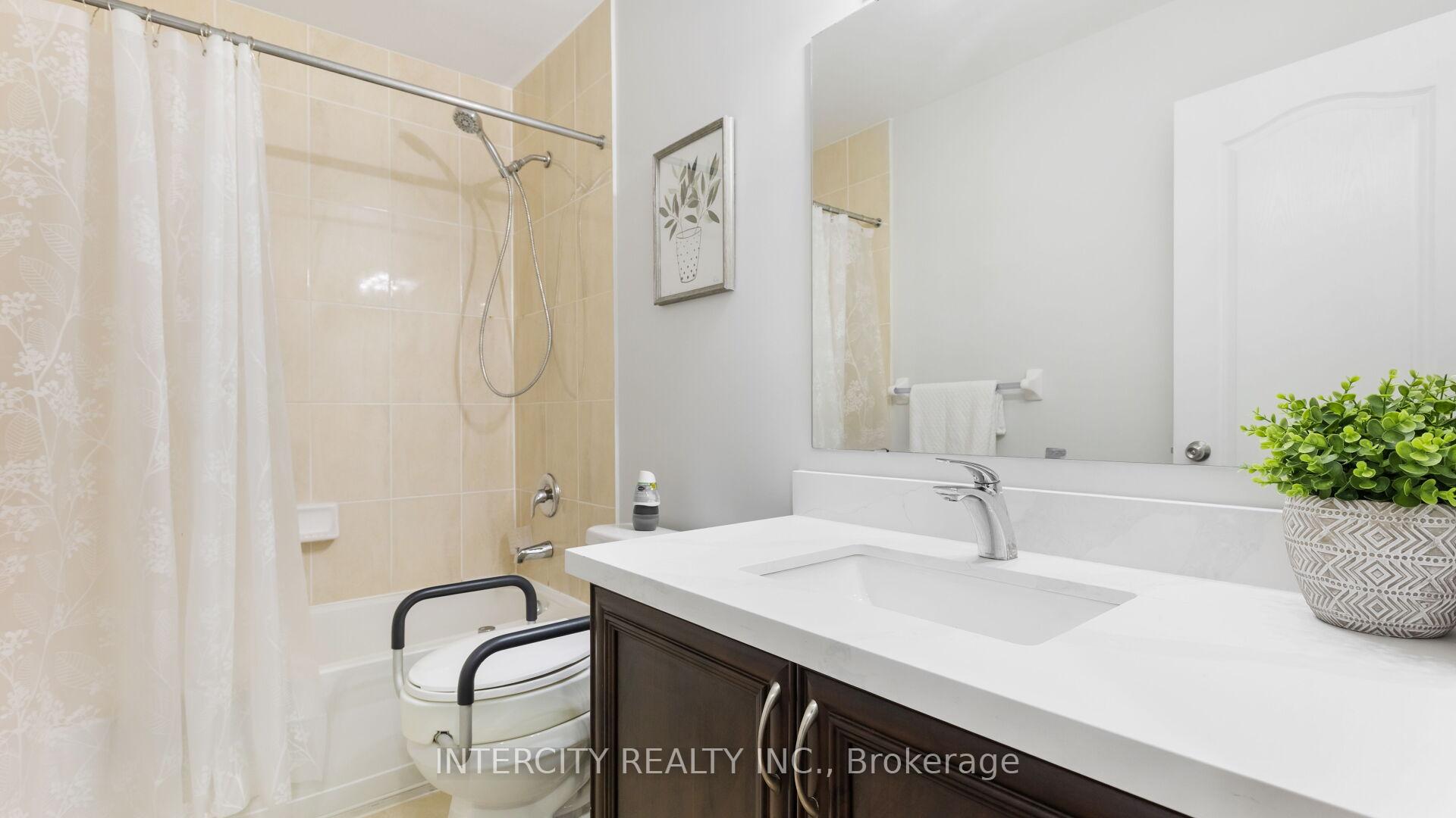 Photo 22 of 72 Campwood Crescent, Brampton, Bram East — HOMEH
