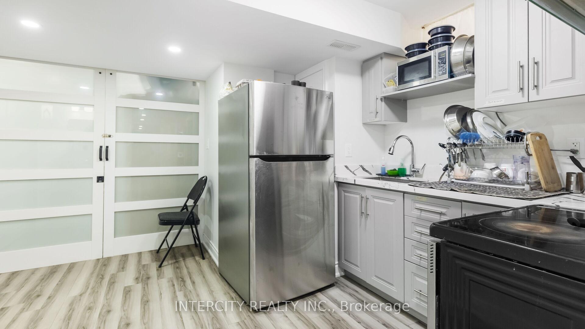 Photo 36 of 72 Campwood Crescent, Brampton, Bram East — HOMEH