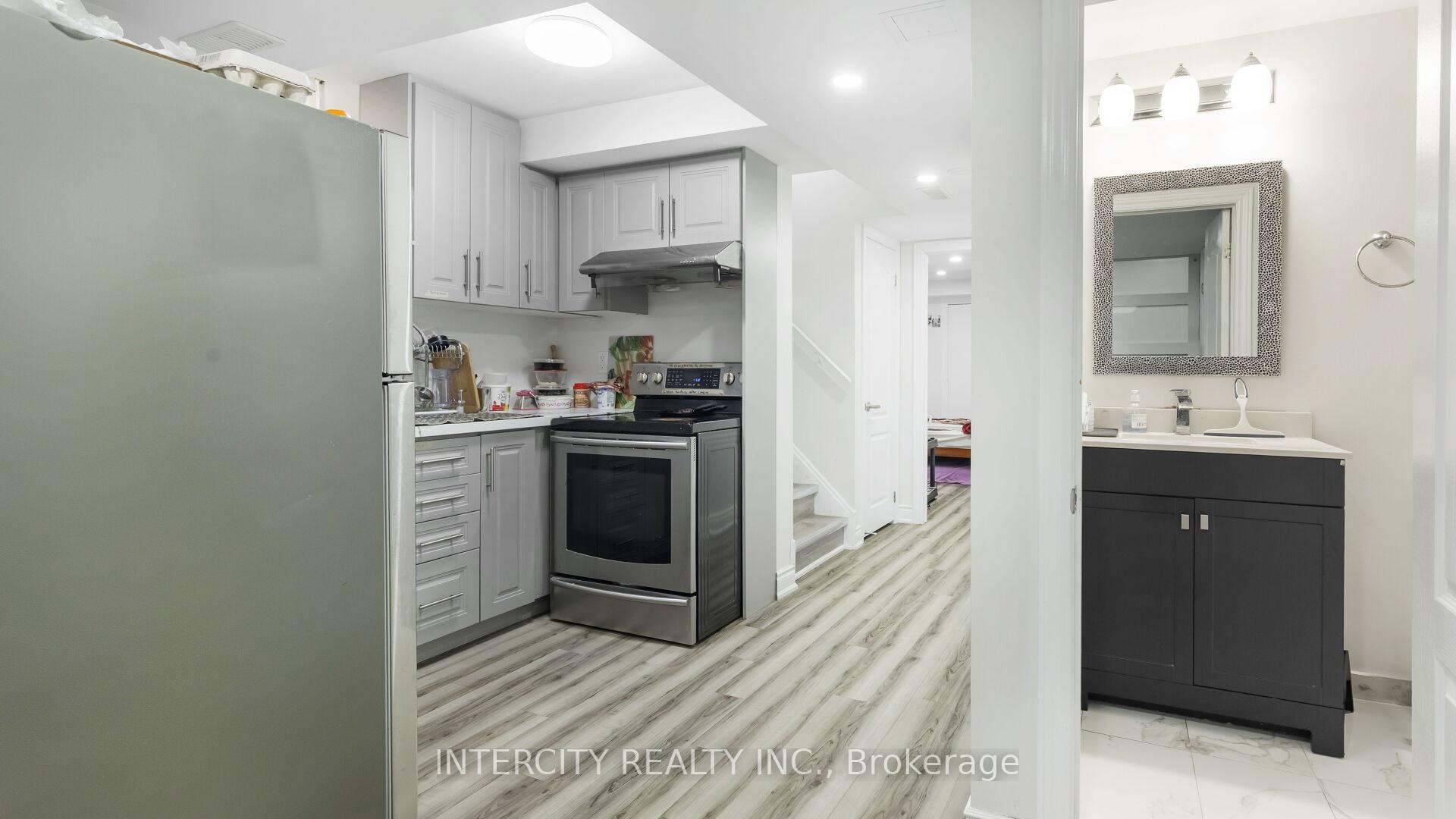Photo 37 of 72 Campwood Crescent, Brampton, Bram East — HOMEH