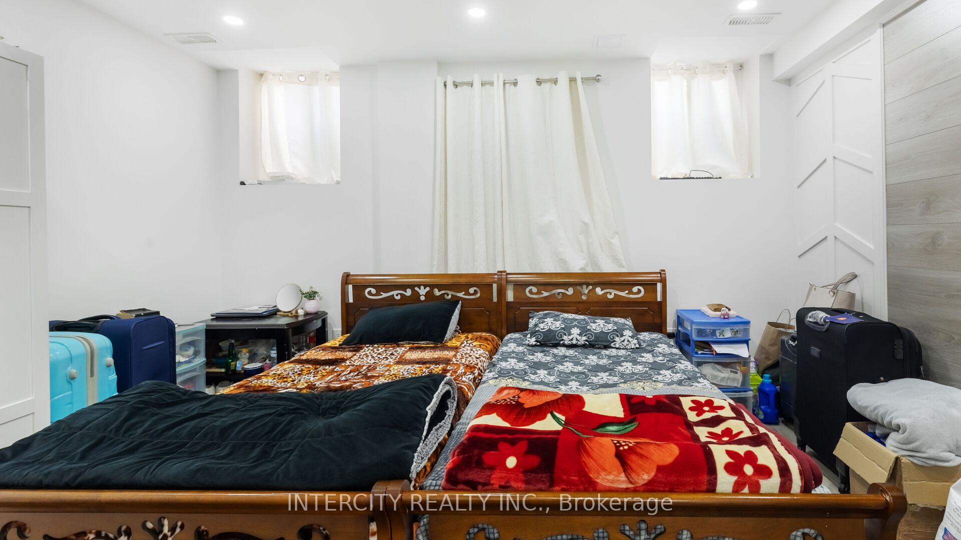 Photo 39 of 72 Campwood Crescent, Brampton, Bram East — HOMEH