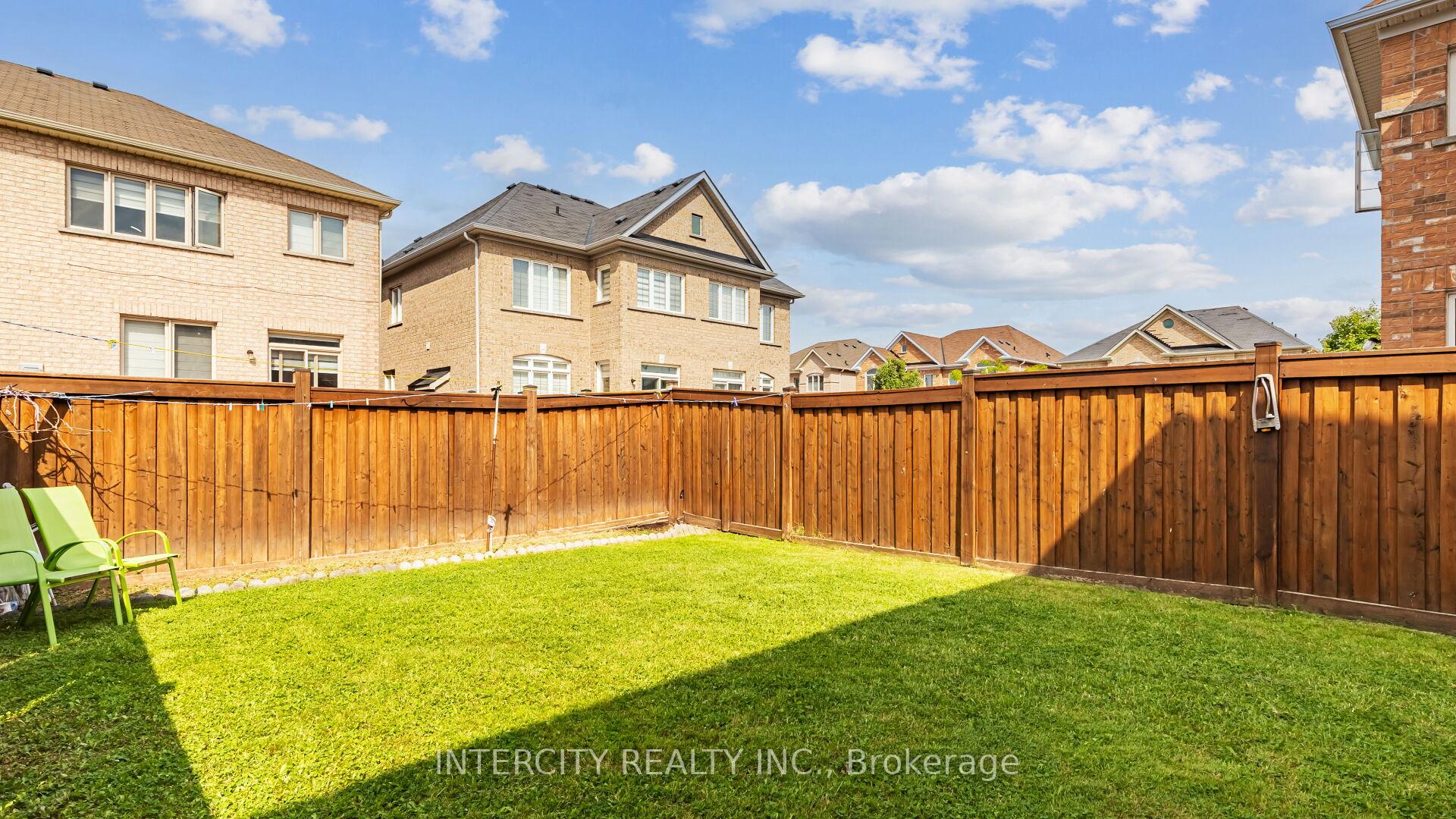 Photo 44 of 72 Campwood Crescent, Brampton, Bram East — HOMEH