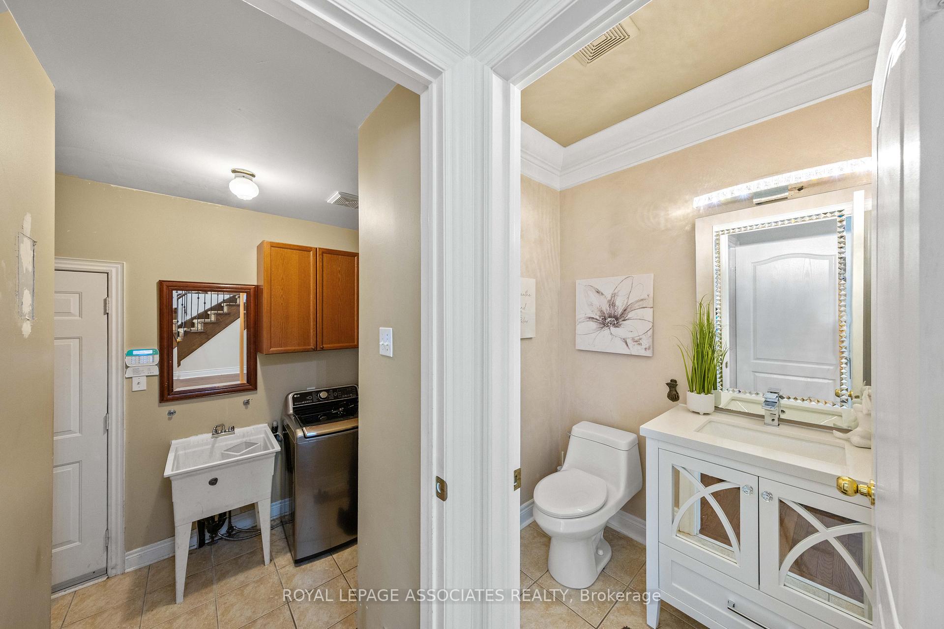 Photo 19 of 13 Laurentide Crescent, Brampton, Vales of Castlemore North — HOMEH