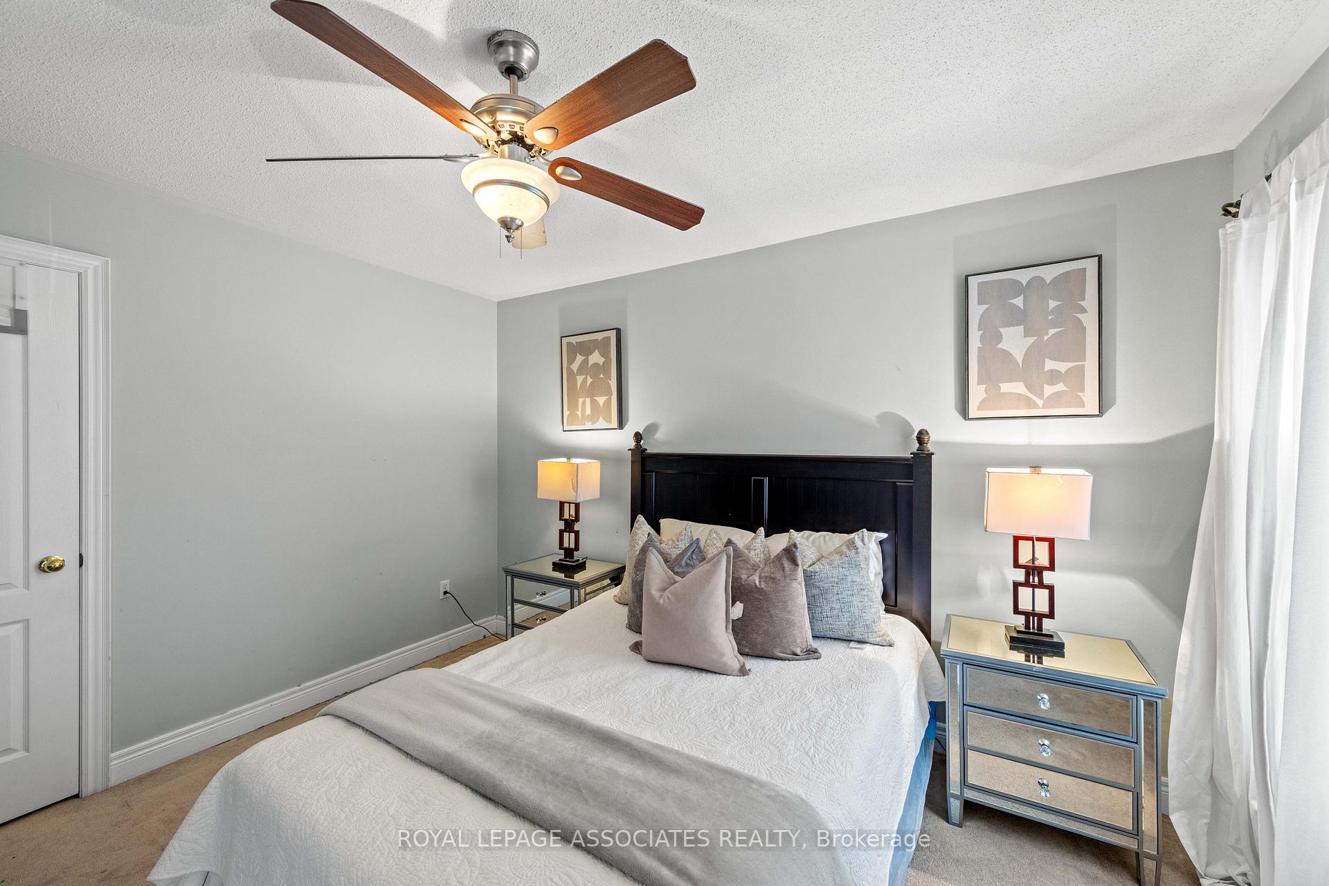 Photo 26 of 13 Laurentide Crescent, Brampton, Vales of Castlemore North — HOMEH