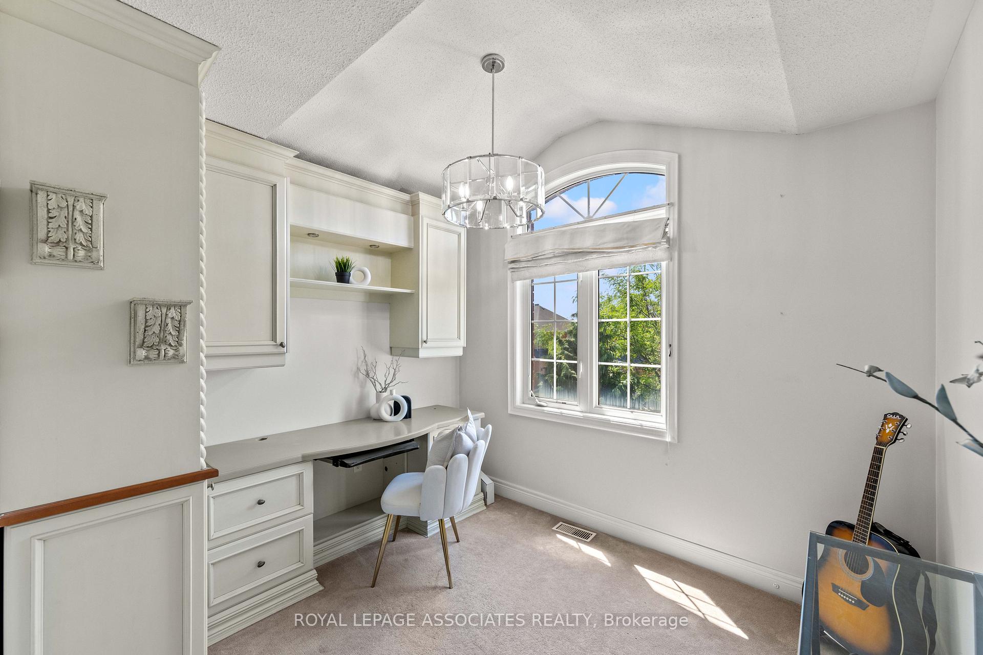 Photo 29 of 13 Laurentide Crescent, Brampton, Vales of Castlemore North — HOMEH