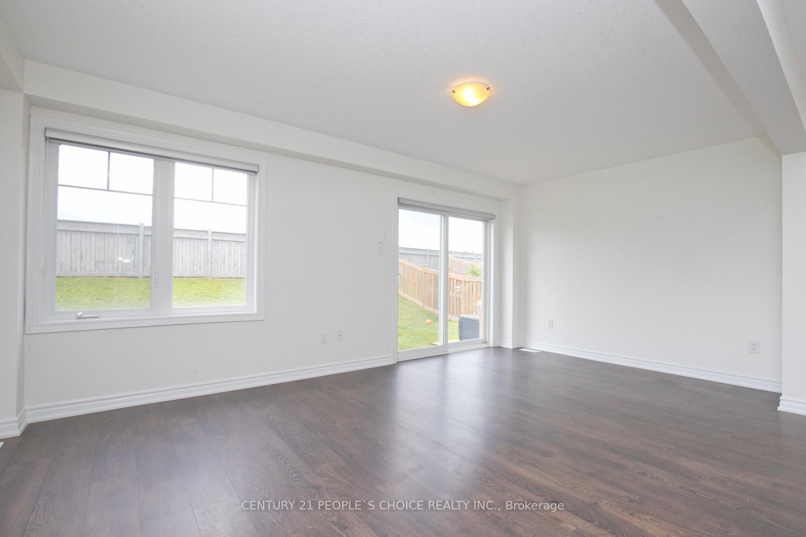 Photo 6 of 102 Knight Street, New Tecumseth, Alliston — HOMEH