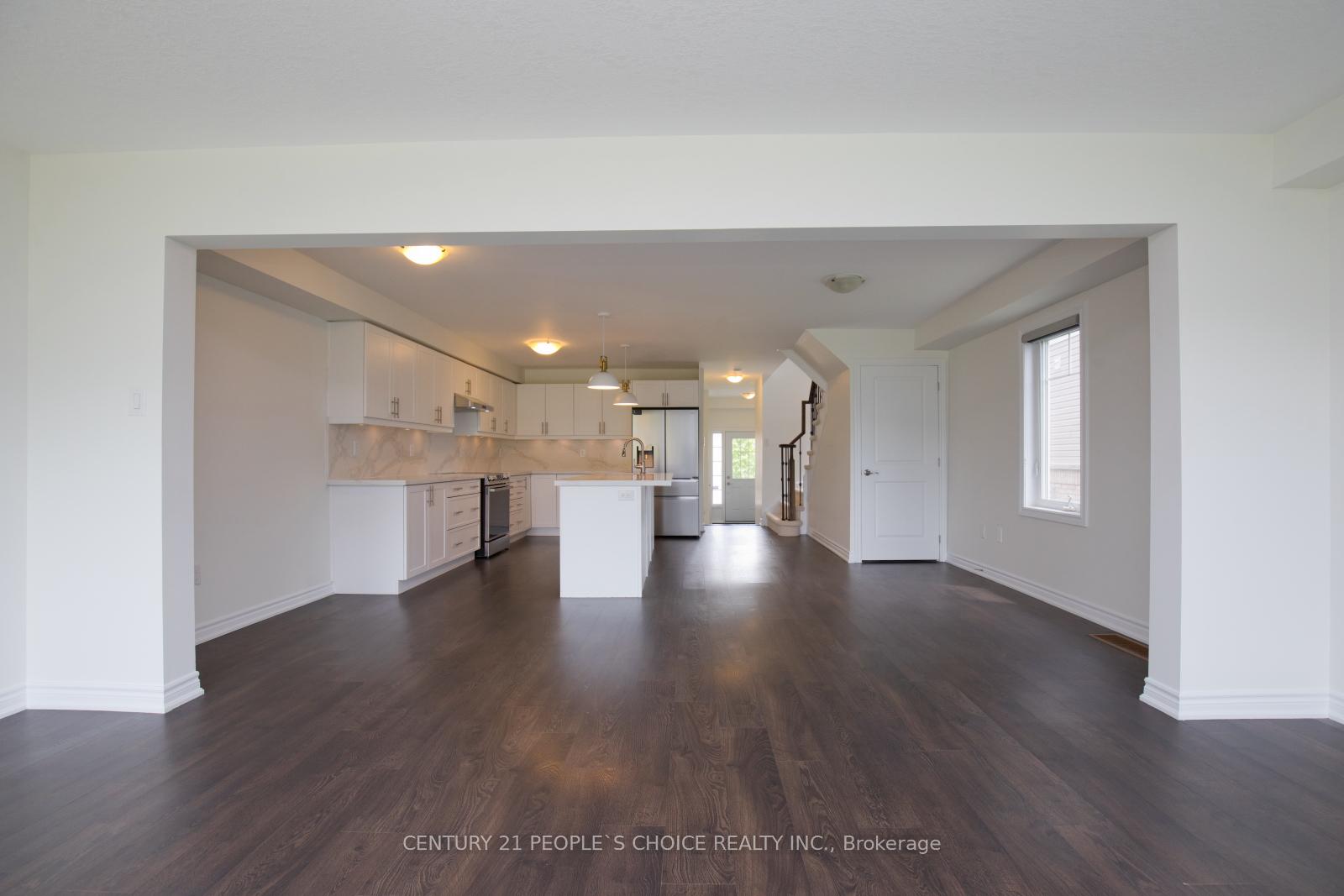 Photo 7 of 102 Knight Street, New Tecumseth, Alliston — HOMEH