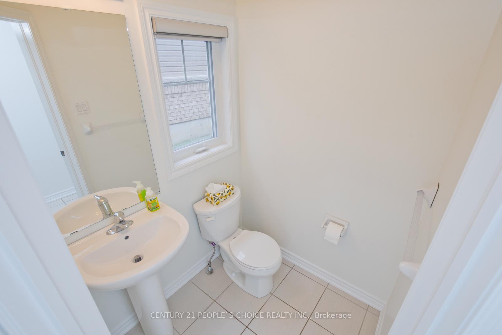 Photo 11 of 102 Knight Street, New Tecumseth, Alliston — HOMEH