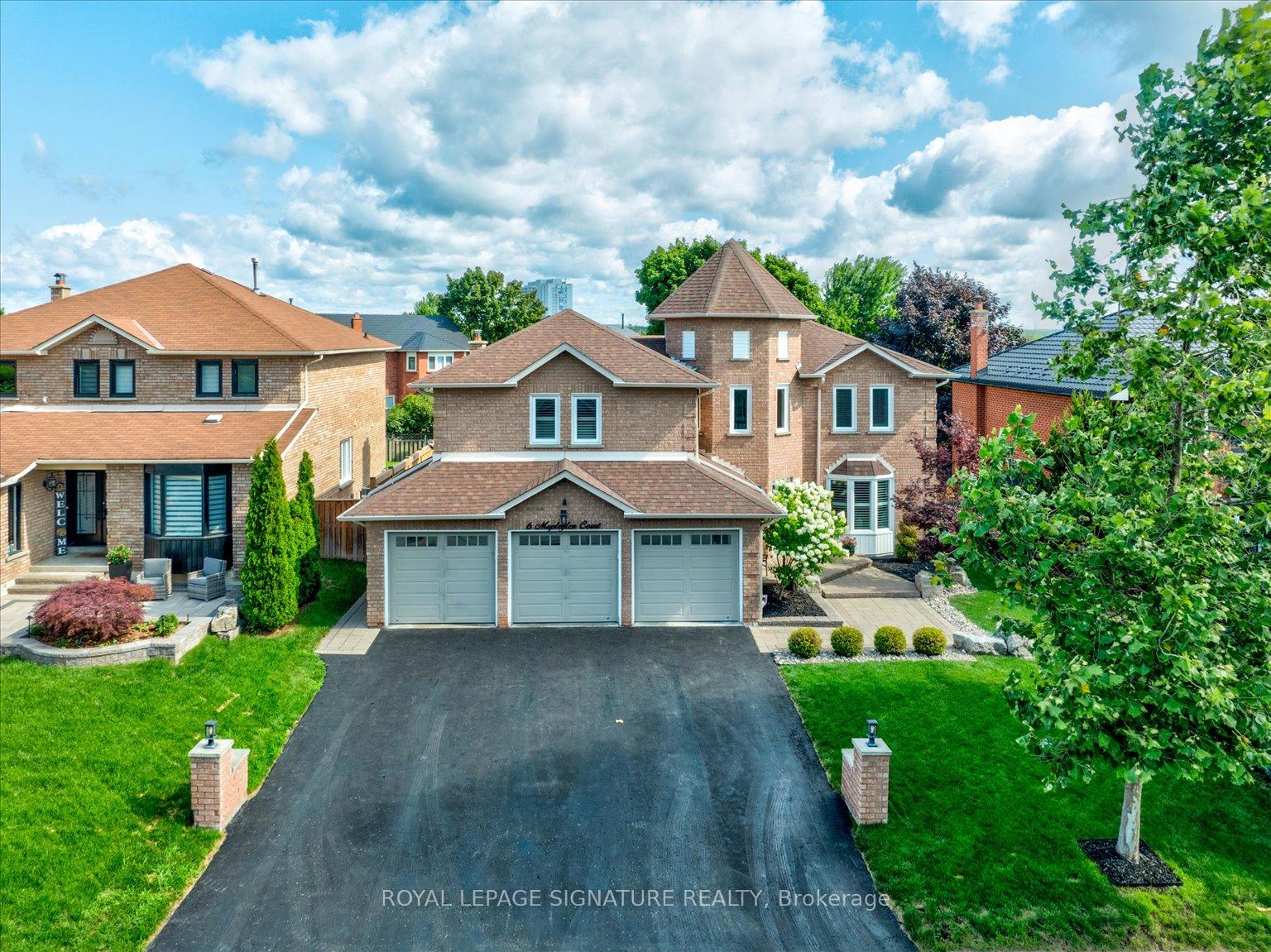 Photo 4 of 6 Mapleglen Court, Whitby, Pringle Creek — HOMEH