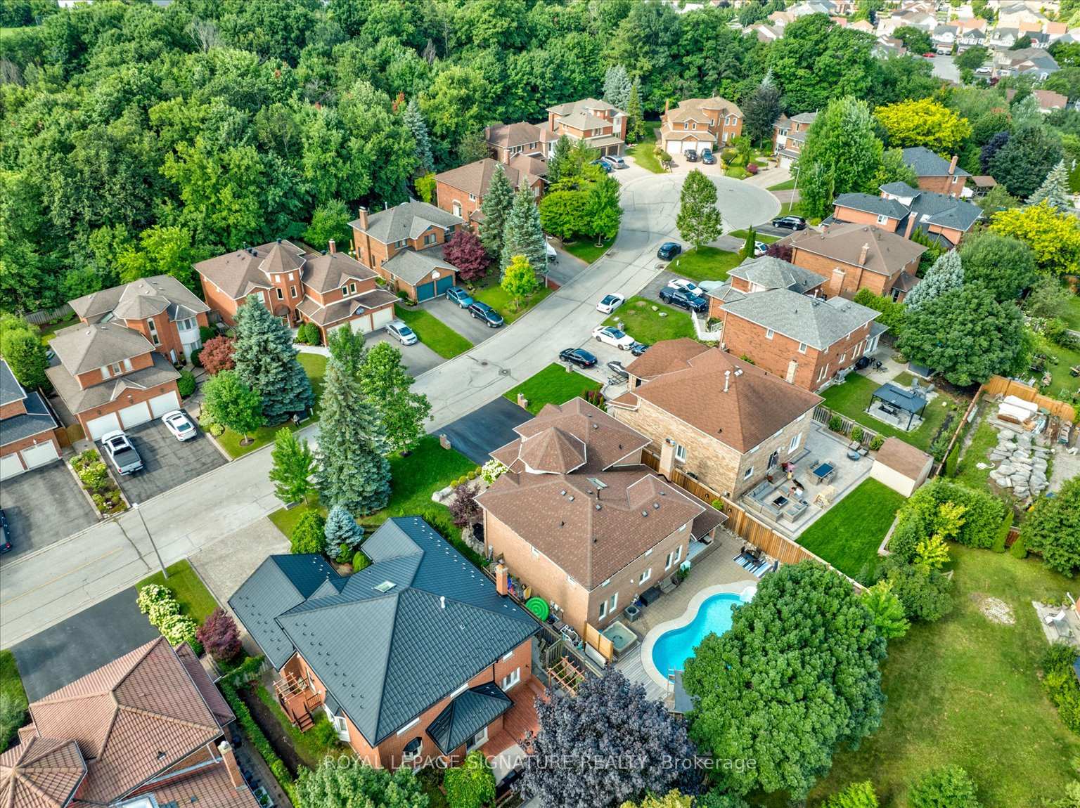 Photo 8 of 6 Mapleglen Court, Whitby, Pringle Creek — HOMEH