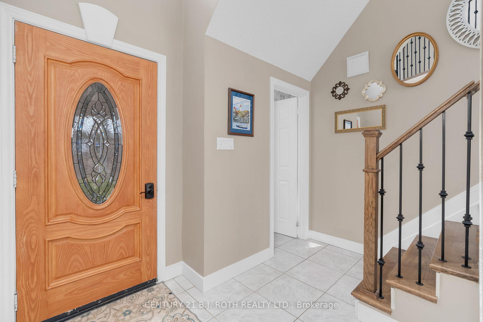 Photo 6 of 157B Cumberland Street, Barrie, Allandale — HOMEH