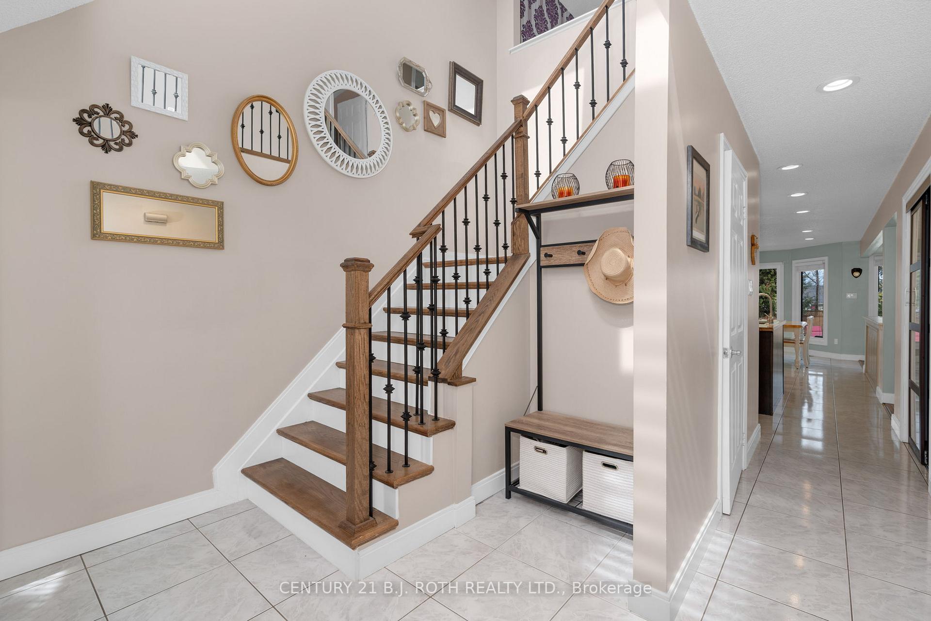 Photo 5 of 157B Cumberland Street, Barrie, Allandale — HOMEH