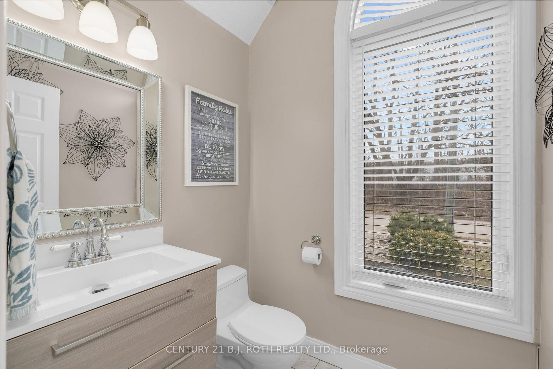 Photo 3 of 157B Cumberland Street, Barrie, Allandale — HOMEH